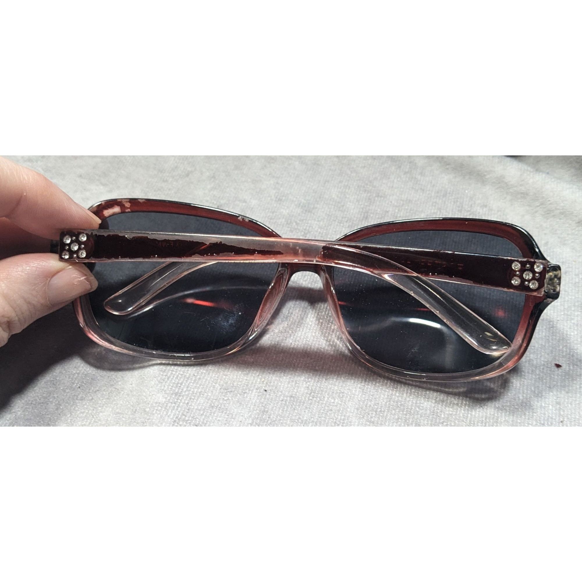 Foster Grant Foster Grant Red And Clear Ombre Sunglasses With Rhinestone Size ONE SIZE - 7 Thumbnail
