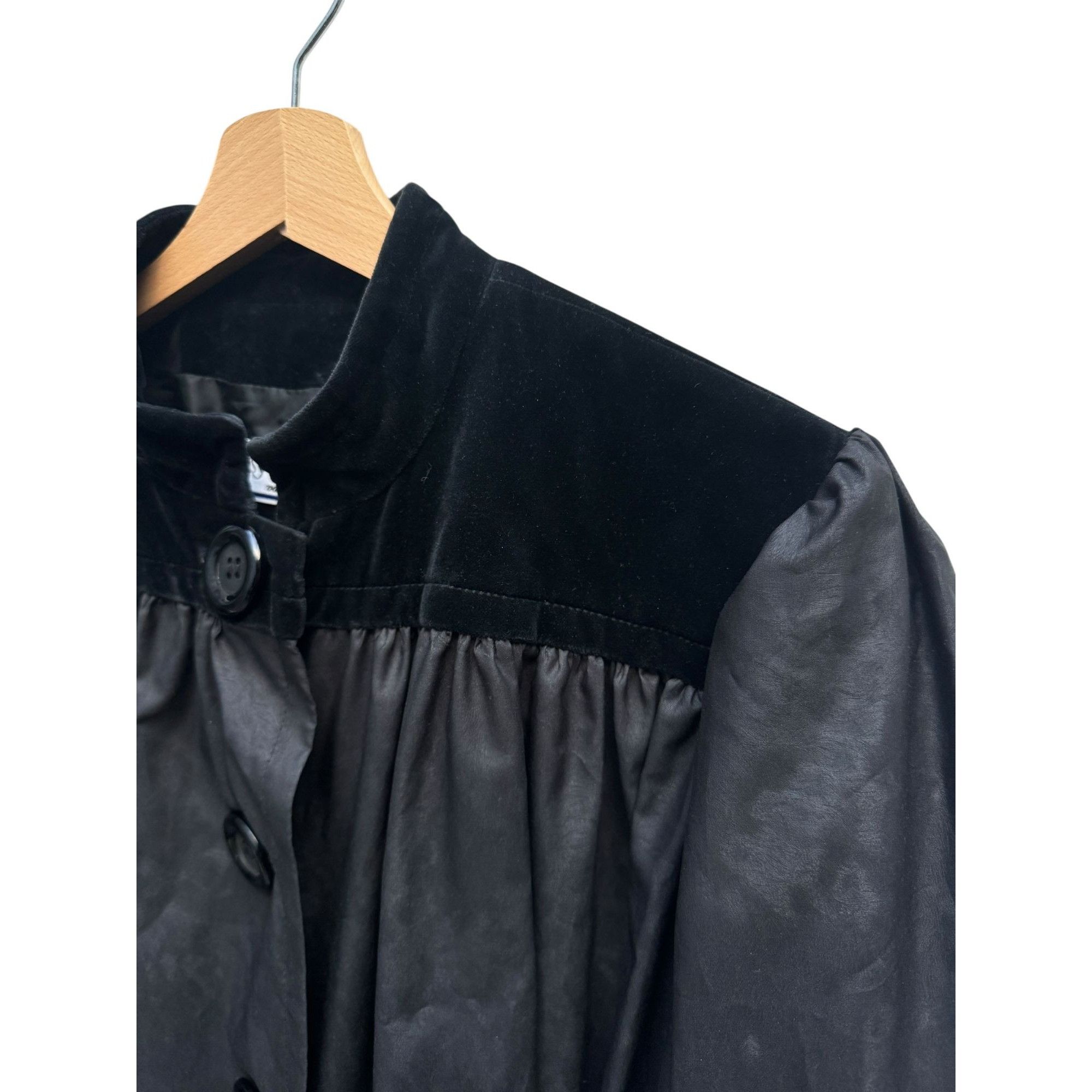 Yves Saint Laurent Vintage Black Velvet & Silk Coat Size M / US 6-8 / IT 42-44 - 3 Thumbnail