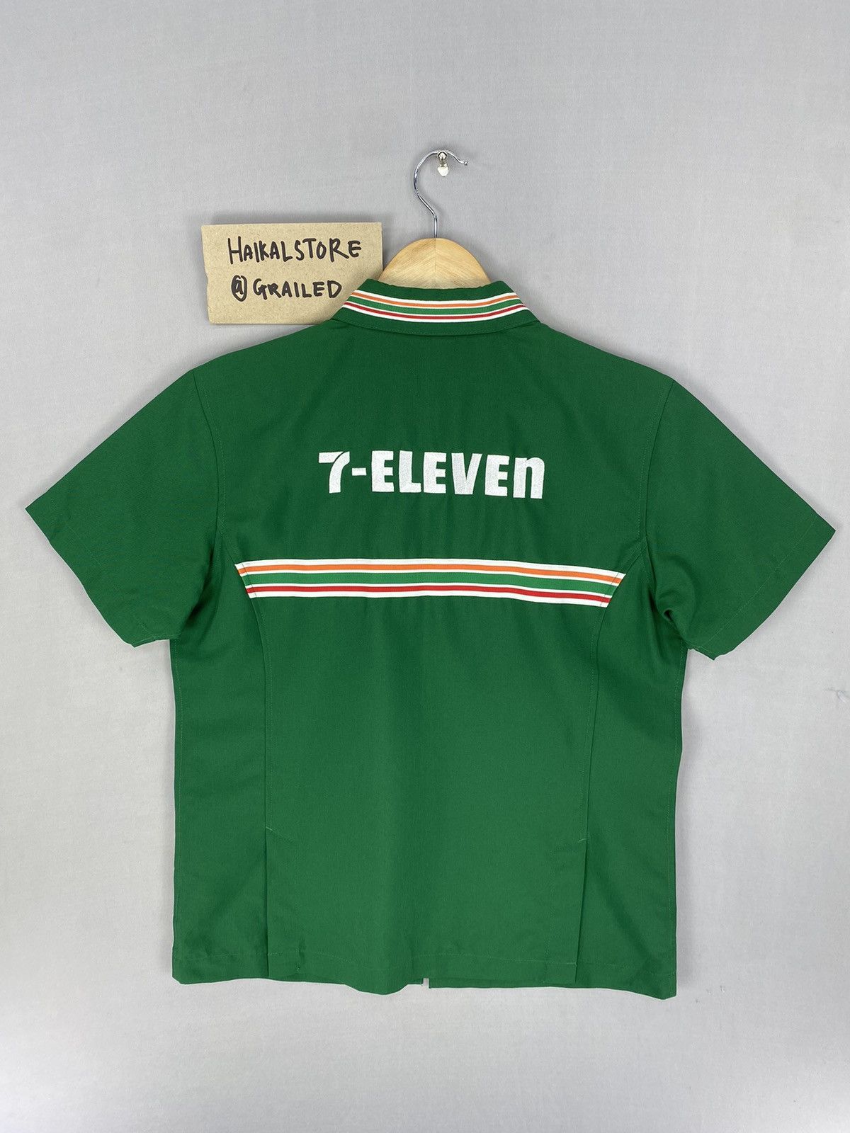 Japanese Brand Vintage Y2k 7-Eleven Embroidered Logo Worker Shirt Size US S / EU 44-46 / 1 - 1 Thumbnail