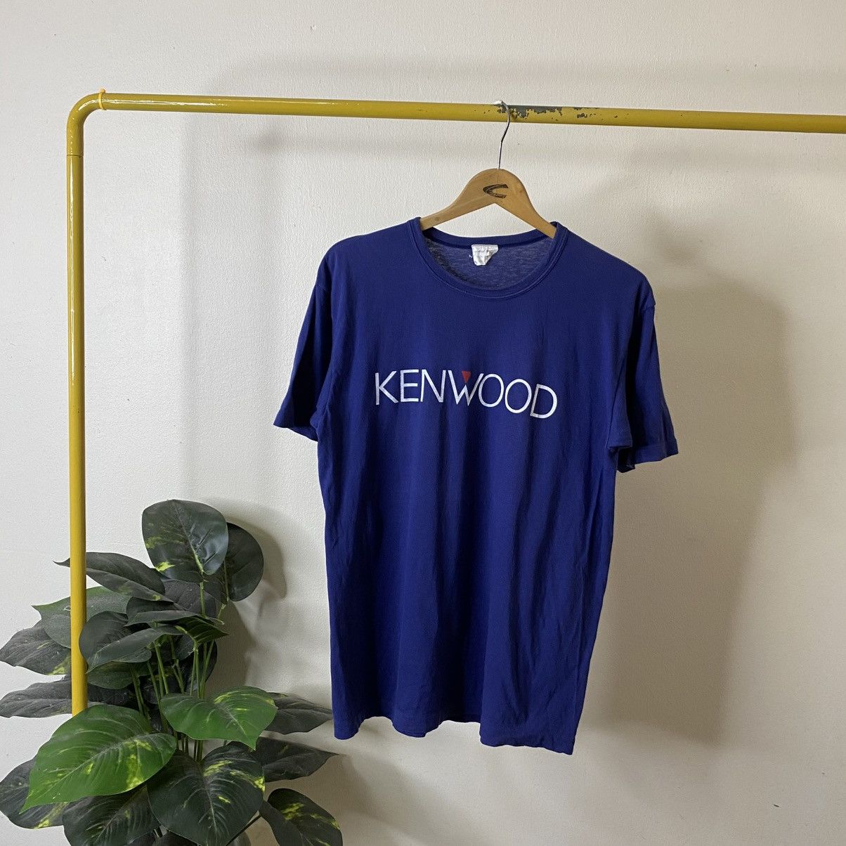 Vintage Vintage 2008 Kenwood Electronics Promo T Shirt Size US L / EU 52-54 / 3 - 1 Thumbnail