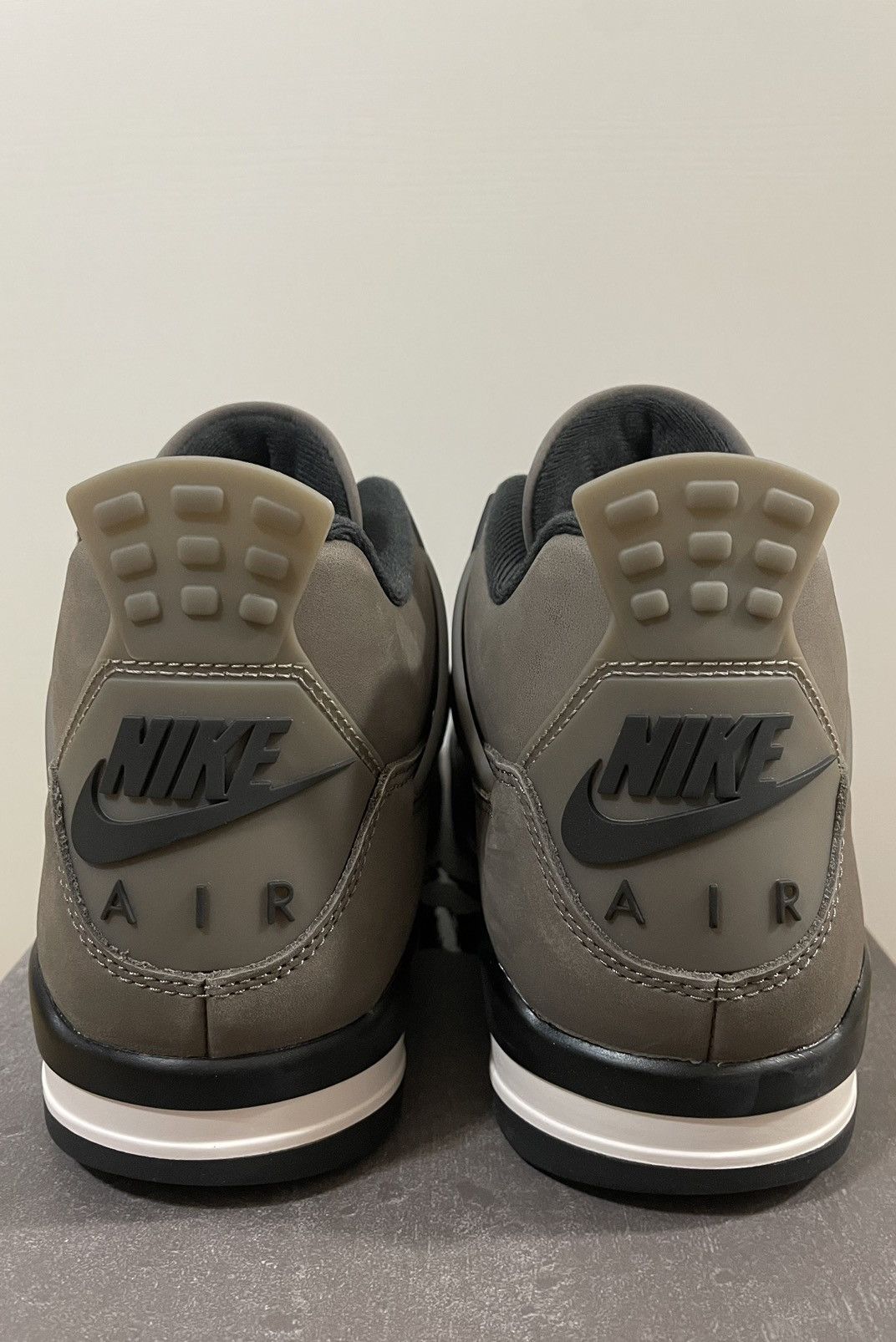 Jordan Brand Air Jordan 4 “Cave Stone” Size US 9.5 / EU 42-43 - 3 Thumbnail