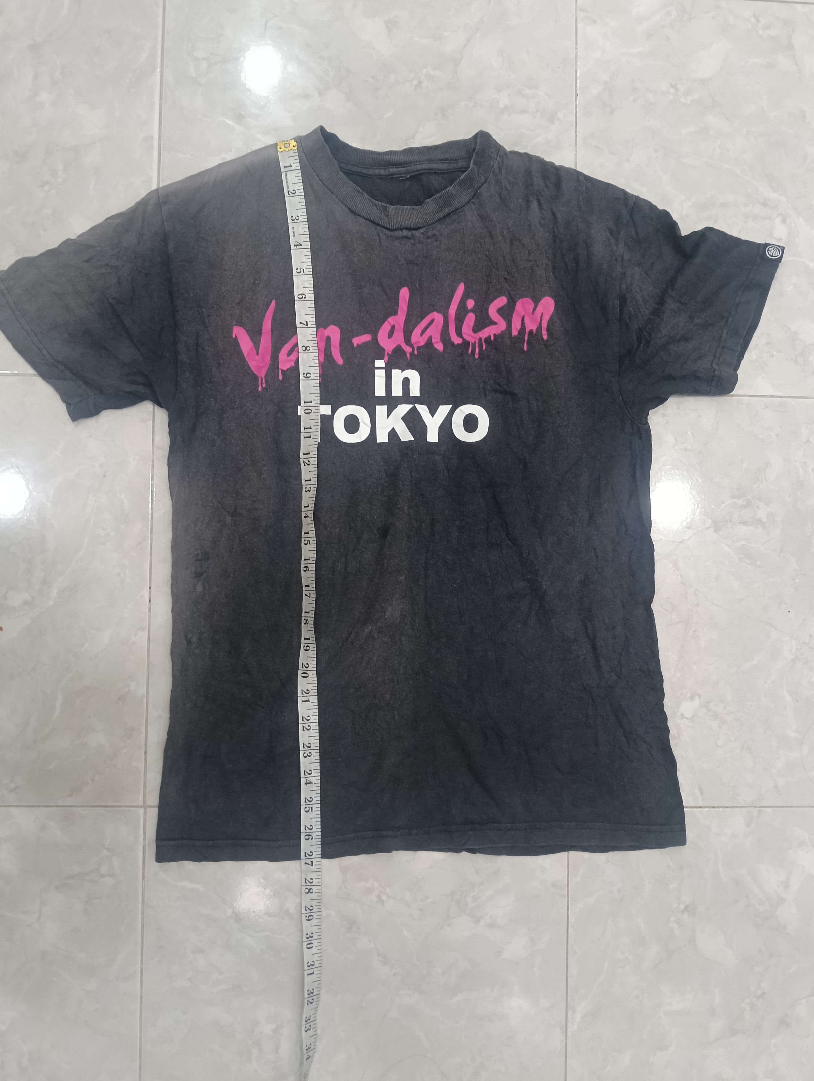 Triumvir Vandalism In Tokyo By Triumvir Japan Brand Size US L / EU 52-54 / 3 - 8 Thumbnail