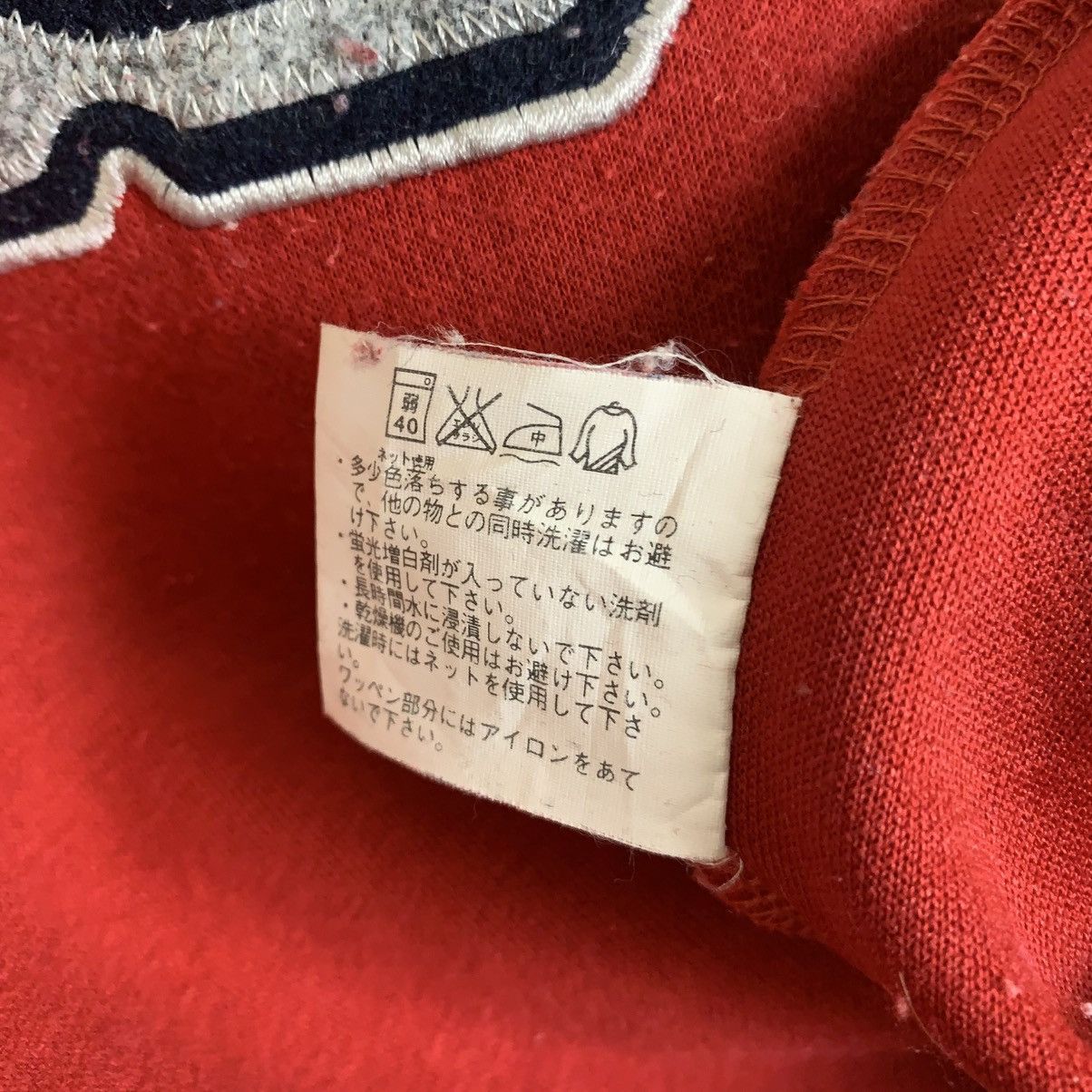 Designer × Uniqlo × Vintage Vintage Uniqlo Embroidery Logo Sweatshirt Crewneck Size XL / US 12-14 / IT 48-50 - 11 Thumbnail