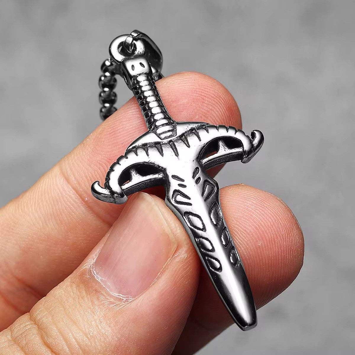 Jewelry Horn Ancient Sword Simple Fashion Jewelry Necklaces Size ONE SIZE - 3 Thumbnail
