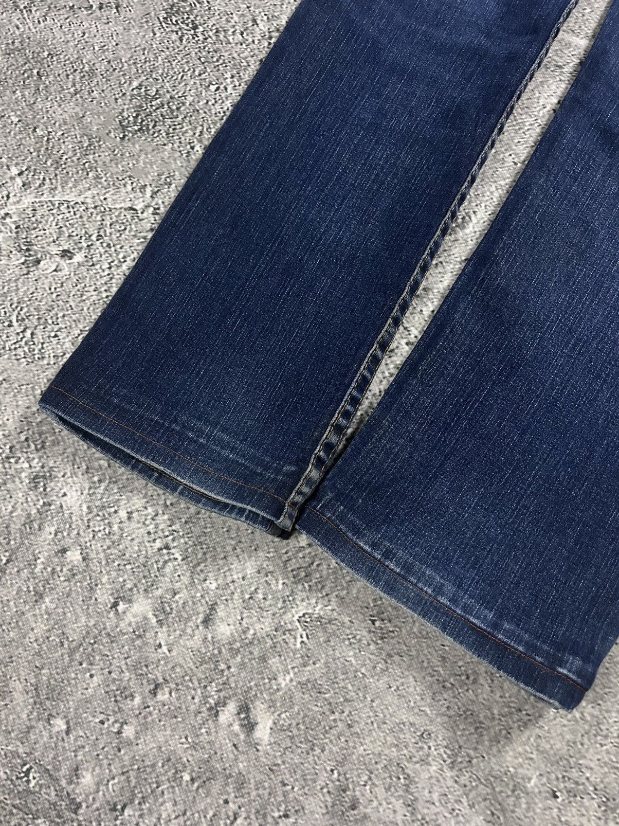 True Religion True Religion vintage blue jeans big logo painted bootcut Size US 30 / EU 46 - 4 Thumbnail