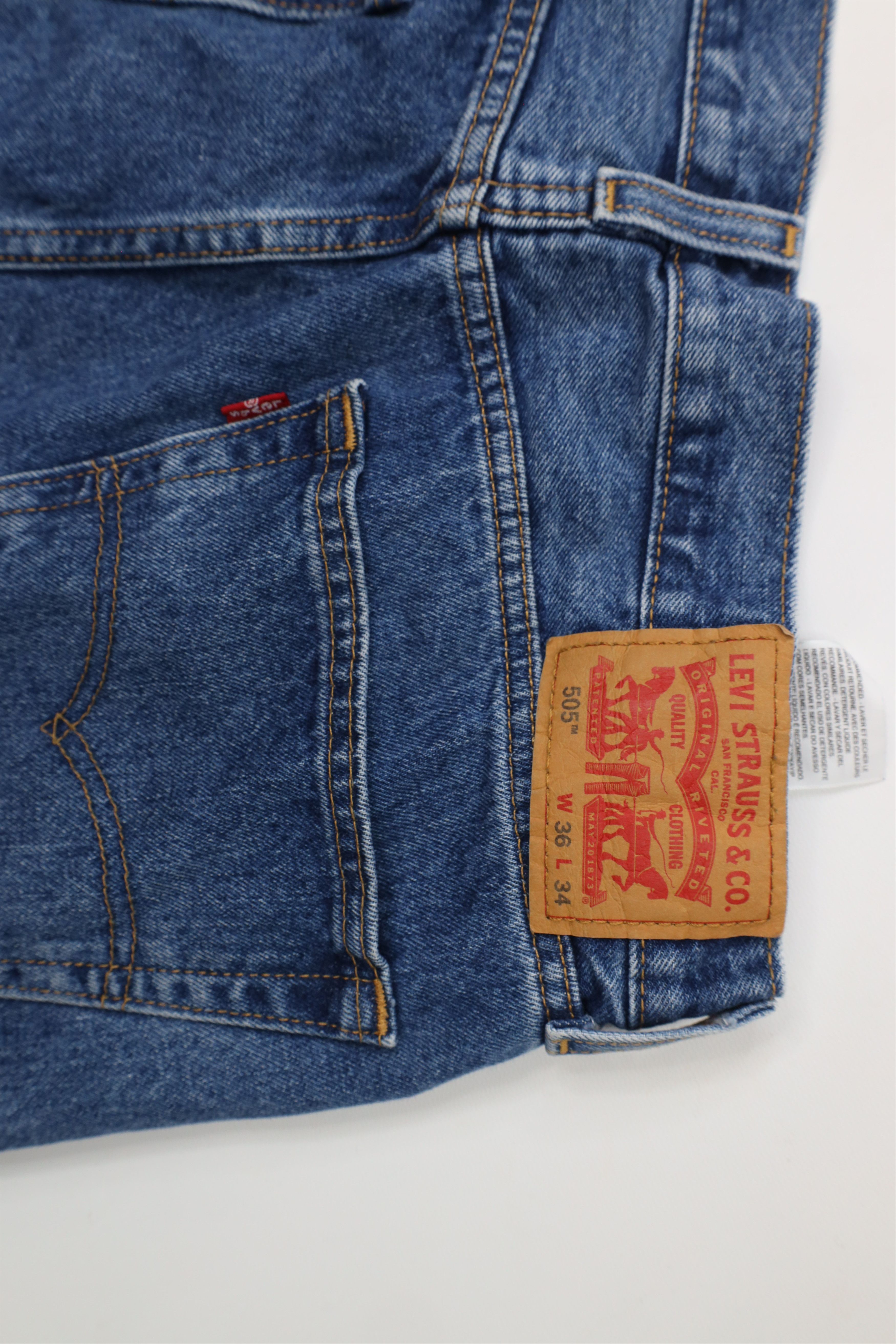 Levi's × Vintage Vintage Y2K Levis 505 Regular Straight Leg Denim Jeans Blue Size US 36 / EU 52 - 11 Thumbnail