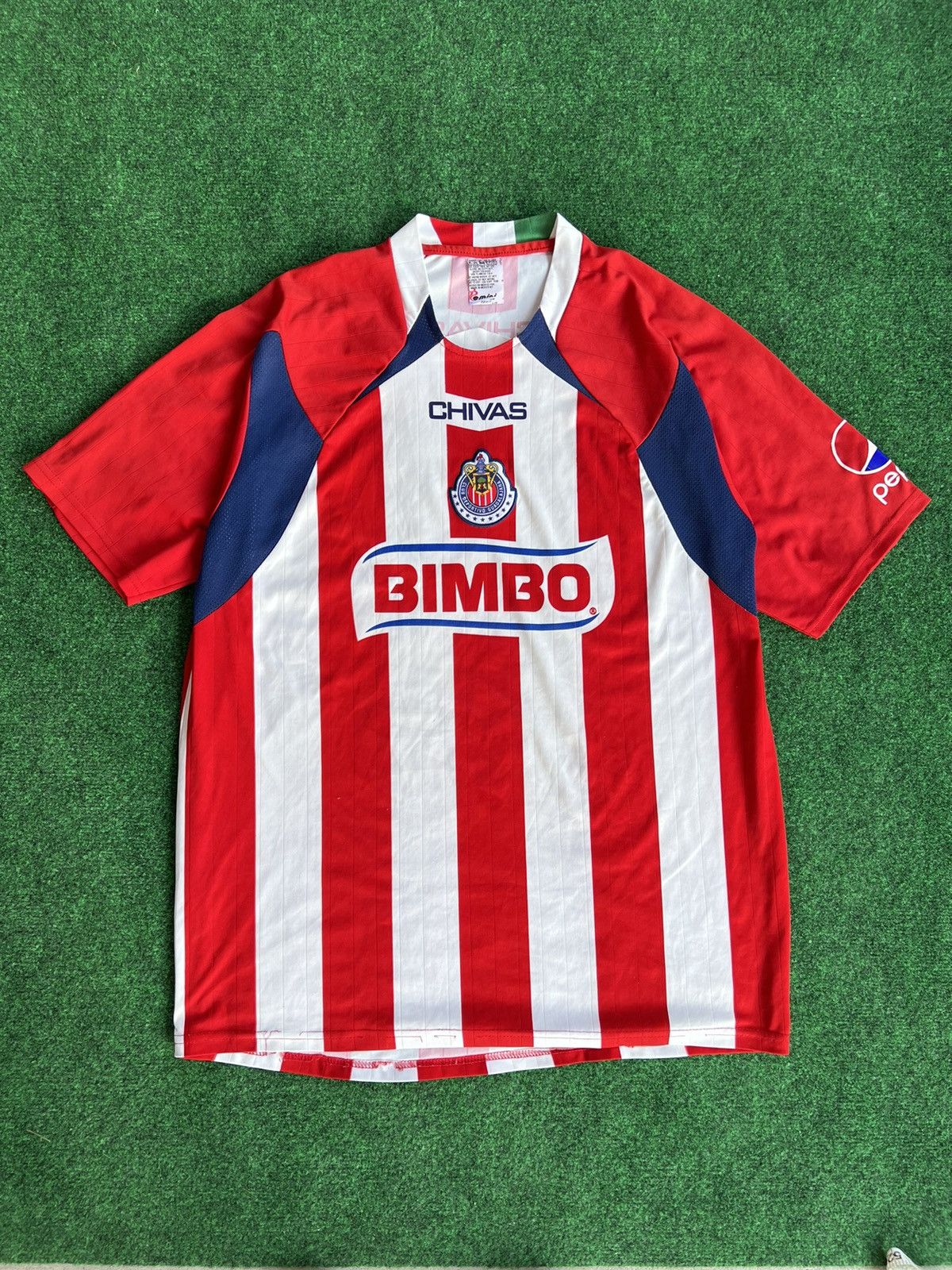 Soccer jersey vintage 2024 rare Chivas size M