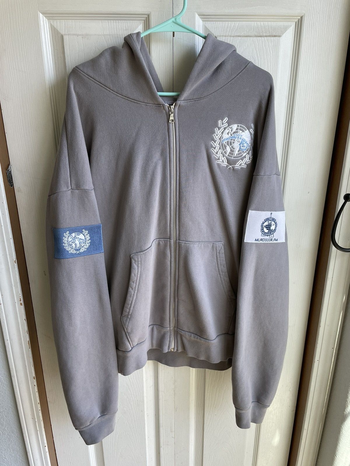 murd333r.fm Murd333r fm gray peacekeeper full zip hoodie size xl Size US XL / EU 56 / 4 - 1 Thumbnail