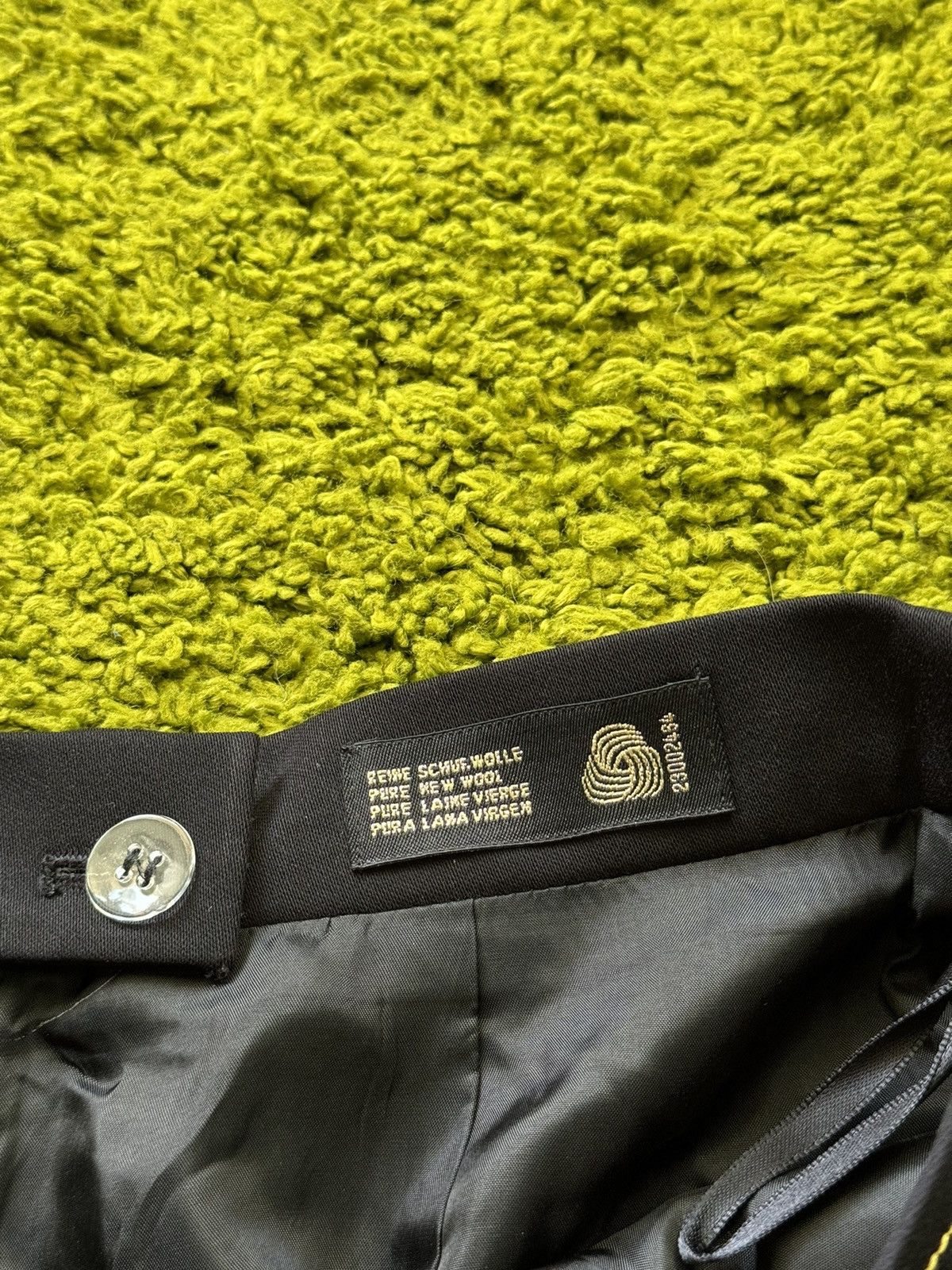 Escada × Escada Sport × Vintage Escada 90s vintage wool midi skirt Size 26" / US 2 / IT 38 - 4 Thumbnail