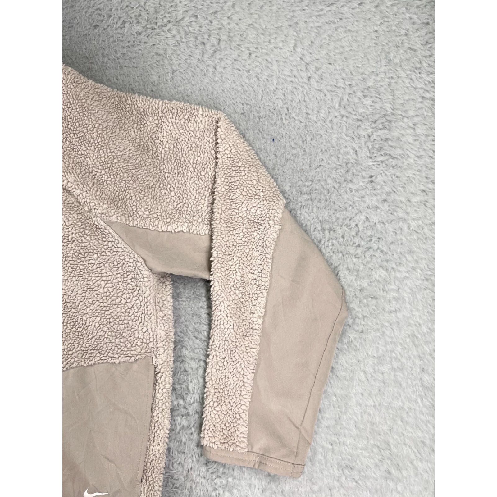 Nike Nike Sweater Women's Medium Beige 100% Polyester Sherpa Hooded Long Sleeve Crop Knit Pullover Fall Winter Size M / US 6-8 / IT 42-44 - 5 Thumbnail