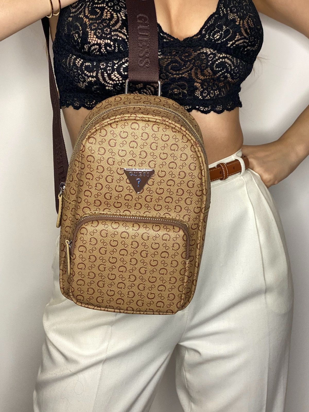 Guess Guess Cross Body Bag Size ONE SIZE - 1 Thumbnail