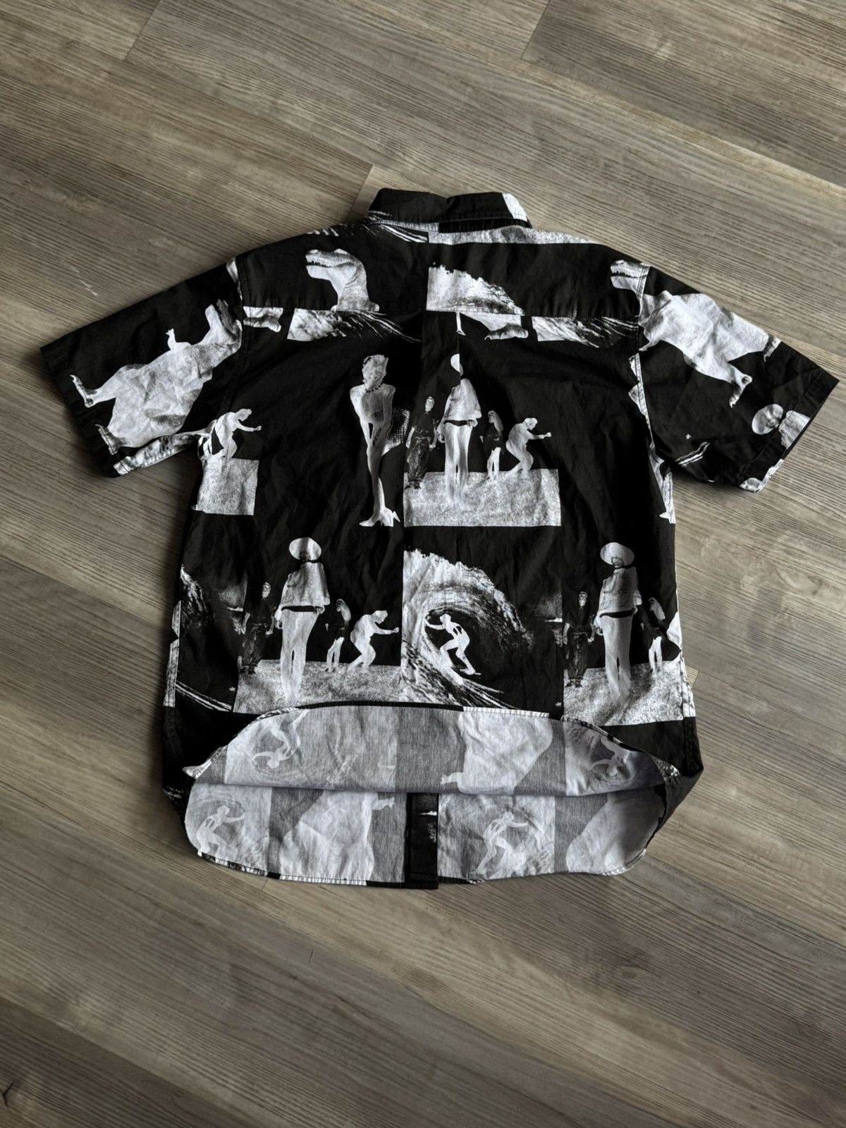 Stussy Stussy - black and white surf shirt Size US S / EU 44-46 / 1 - 4 Thumbnail