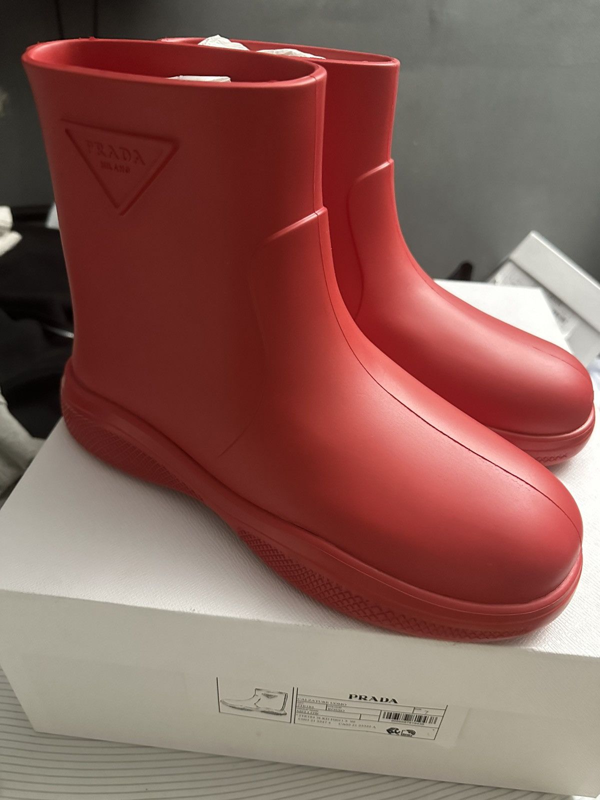 靴 PRADA CALZATURE DONNA RAIN BOOTS Prada Rubber Logo Pull-On Rain Booties size 36 | eBay