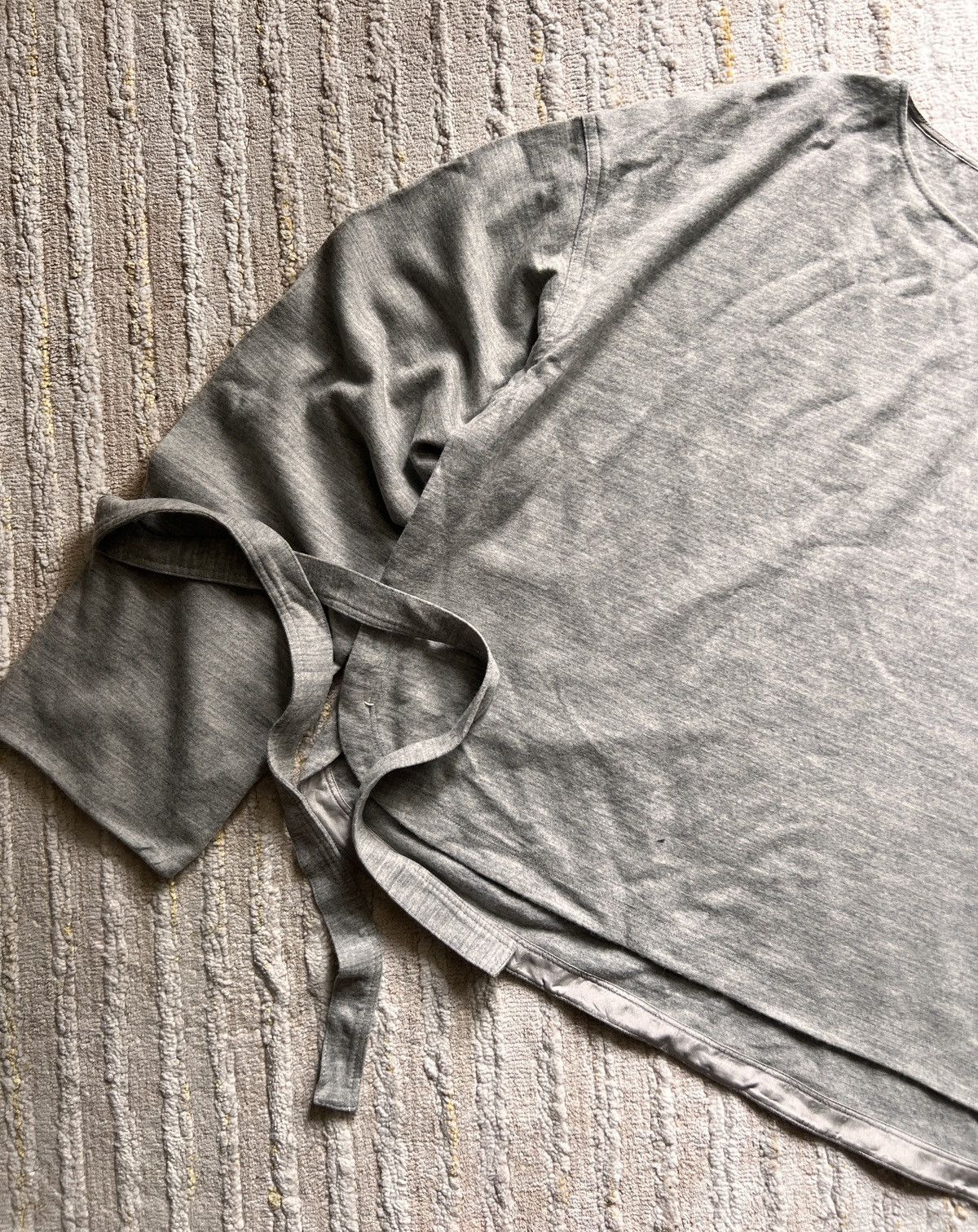 Helmut Lang Helmut Lang Long Sleeve Wide Neck Muslin Bondage Tshirt Size S / US 4 / IT 40 - 6 Thumbnail