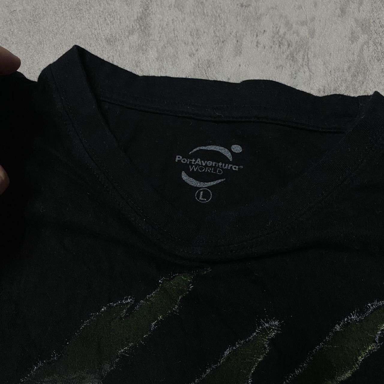 Other Black graphic dinosaur t-shirt with green accents Size US L / EU 52-54 / 3 - 3 Thumbnail