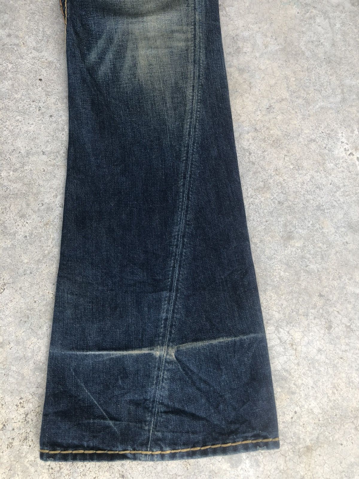 True Religion Vintage True Religion Flared Jeans Distressed Jeans Size US 32 / EU 48 - 7 Thumbnail