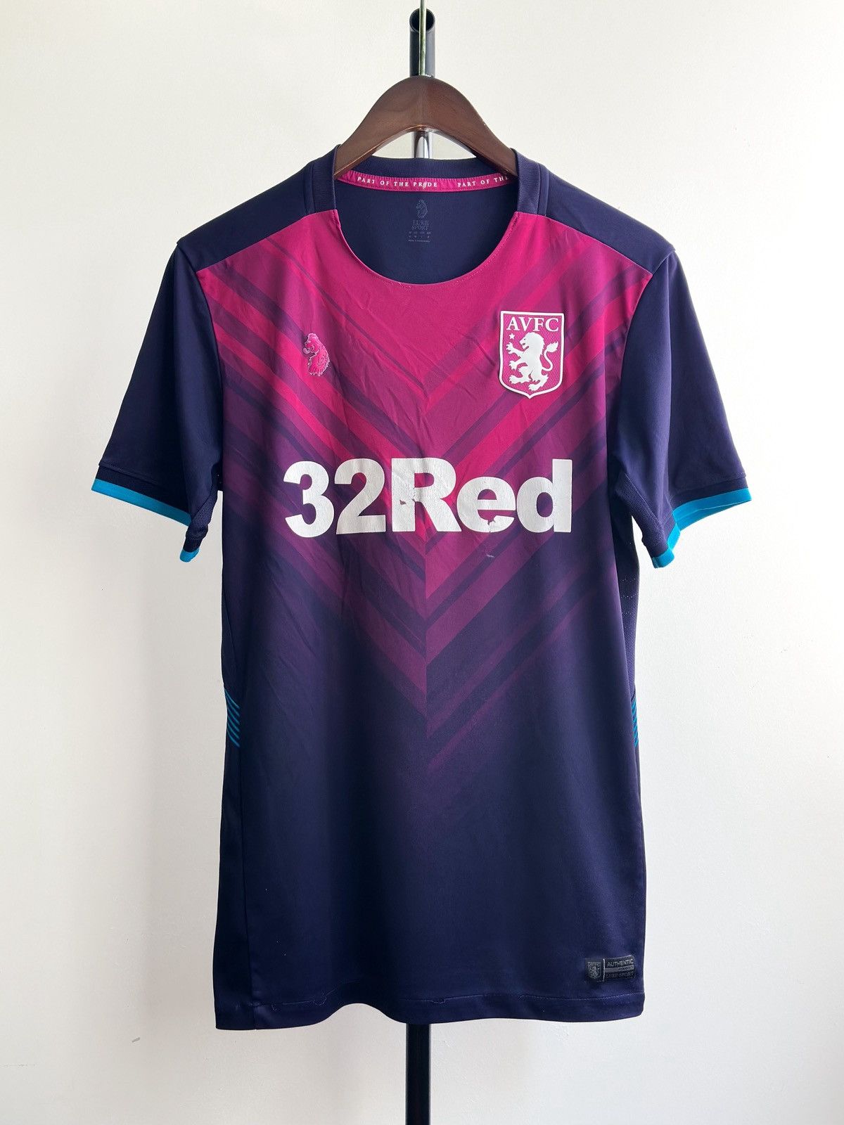 Other Luke Sport Aston Villa FC 2018/19 Third Soccer Jersey Shirt Size US M / EU 48-50 / 2 - 1 Thumbnail