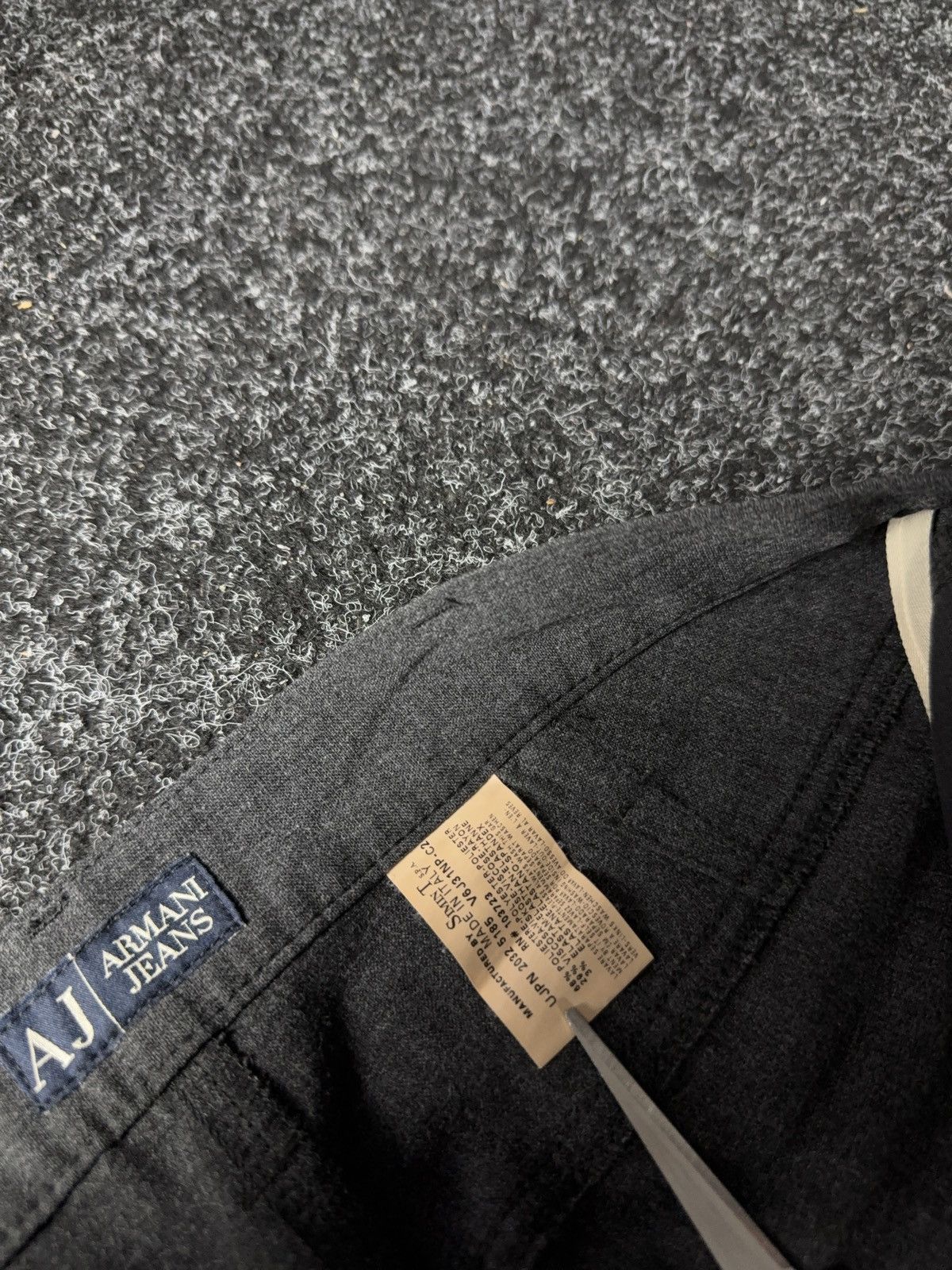 Armani Luxury 00s Armani Jeans Comfort Fit Grey Wool Blend Pants Size US 32 / EU 48 - 9 Thumbnail