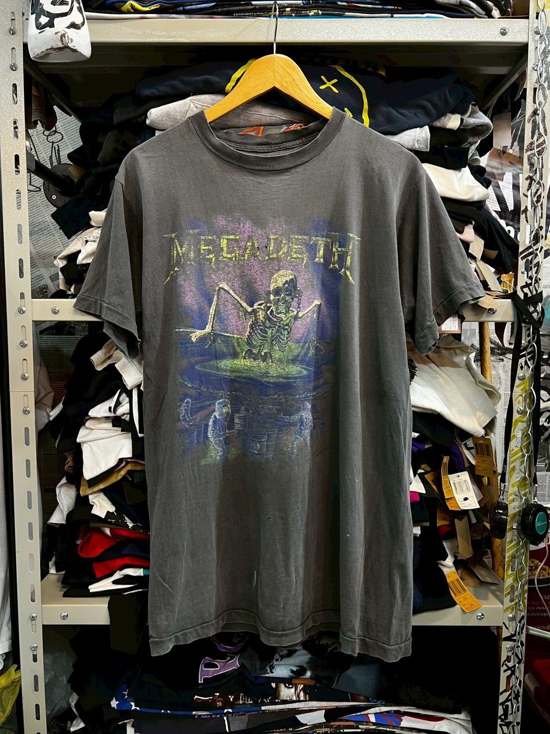 Megadeth Megadeath vintage Tee Size US L / EU 52-54 / 3 - 1 Thumbnail