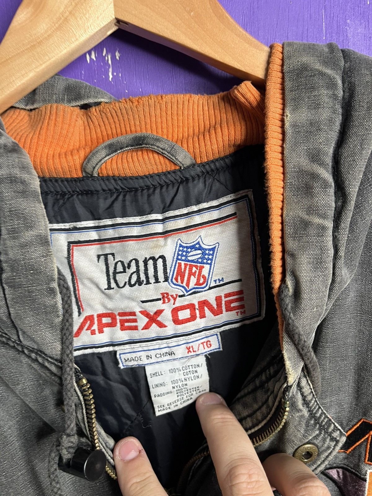Apex One × Vintage Vintage 90s Apex one Miami hurricanes faded puffer jacket Size US XL / EU 56 / 4 - 4 Thumbnail
