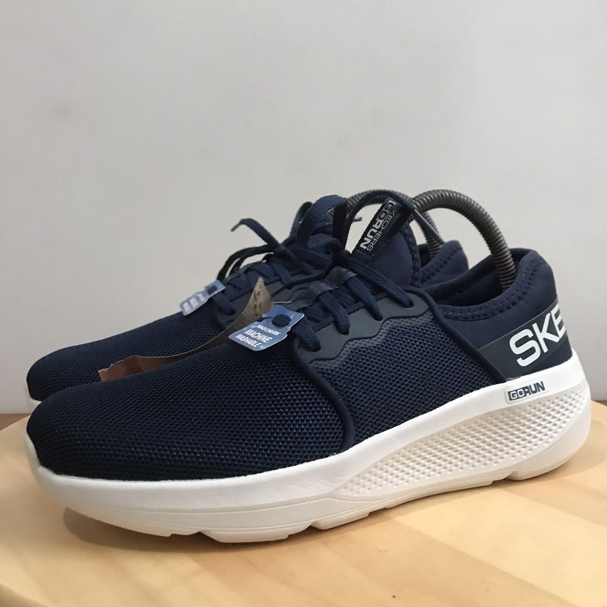 SKECHERS Skechers Go run elevate Charchoal Blue Sneaker Shoe Running Size US 6 / EU 39 - 3 Thumbnail