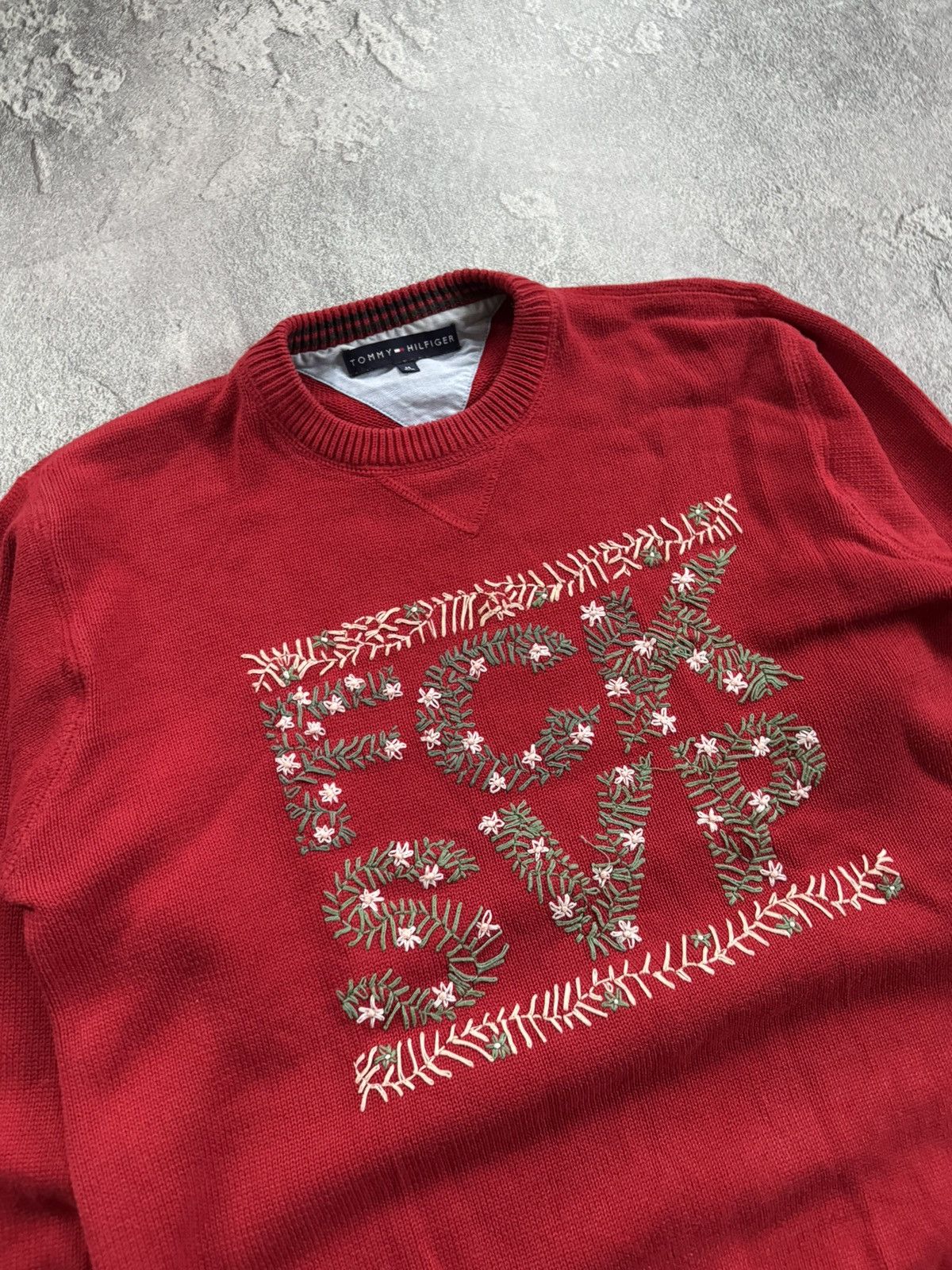 Tommy Hilfiger × Vintage Tommy Hilfiger M FCK SVF red sweater jumper sweatshirt 00s Size US M / EU 48-50 / 2 - 8 Thumbnail