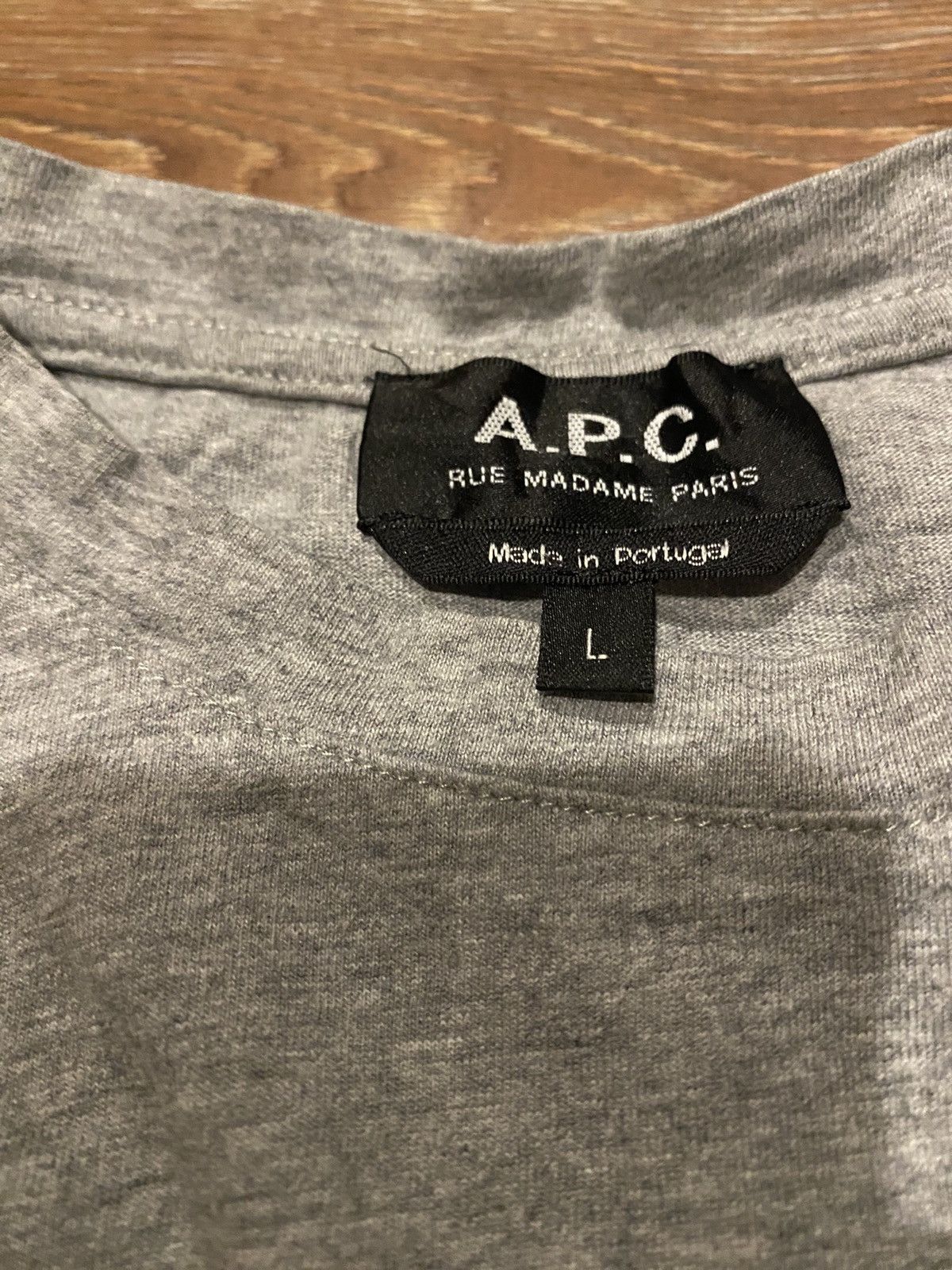 A.P.C. APC Rue Mademe Paris t.shirt Size US M / EU 48-50 / 2 - 4 Thumbnail