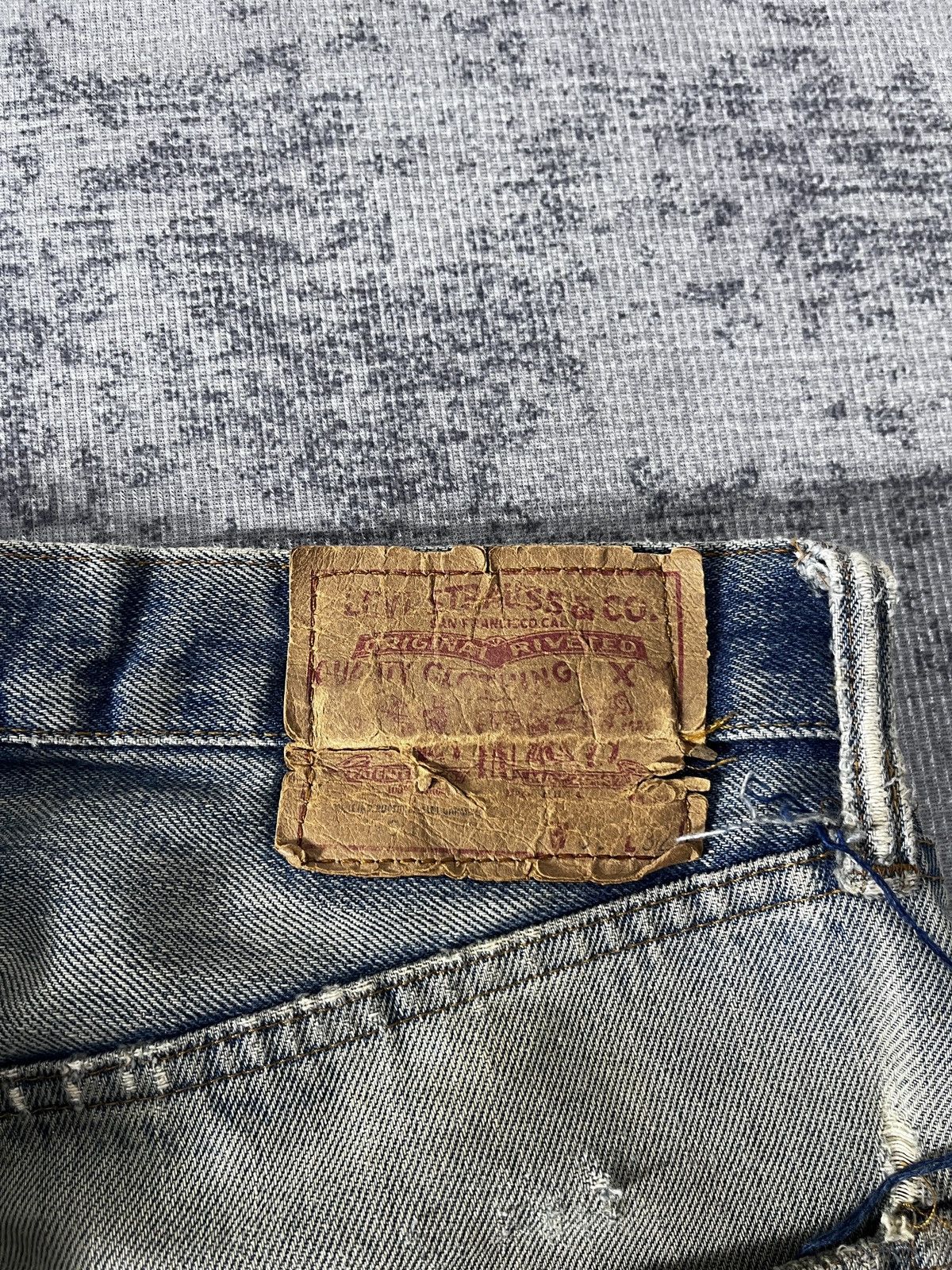 Levi's LEVIS 66 501 DISTRESSED SELVEDGE 60/70s Size US 34 / EU 50 - 11 Thumbnail