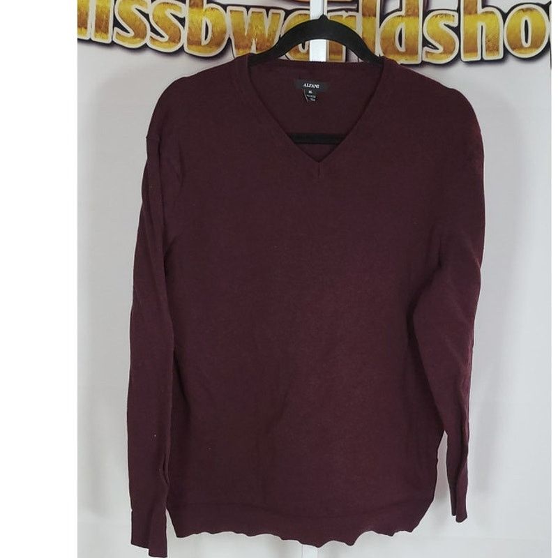 Alfani Men Alfani Wine Red Long Sleeve V Neck Sweater Size XL Size US XL / EU 56 / 4 - 1 Thumbnail