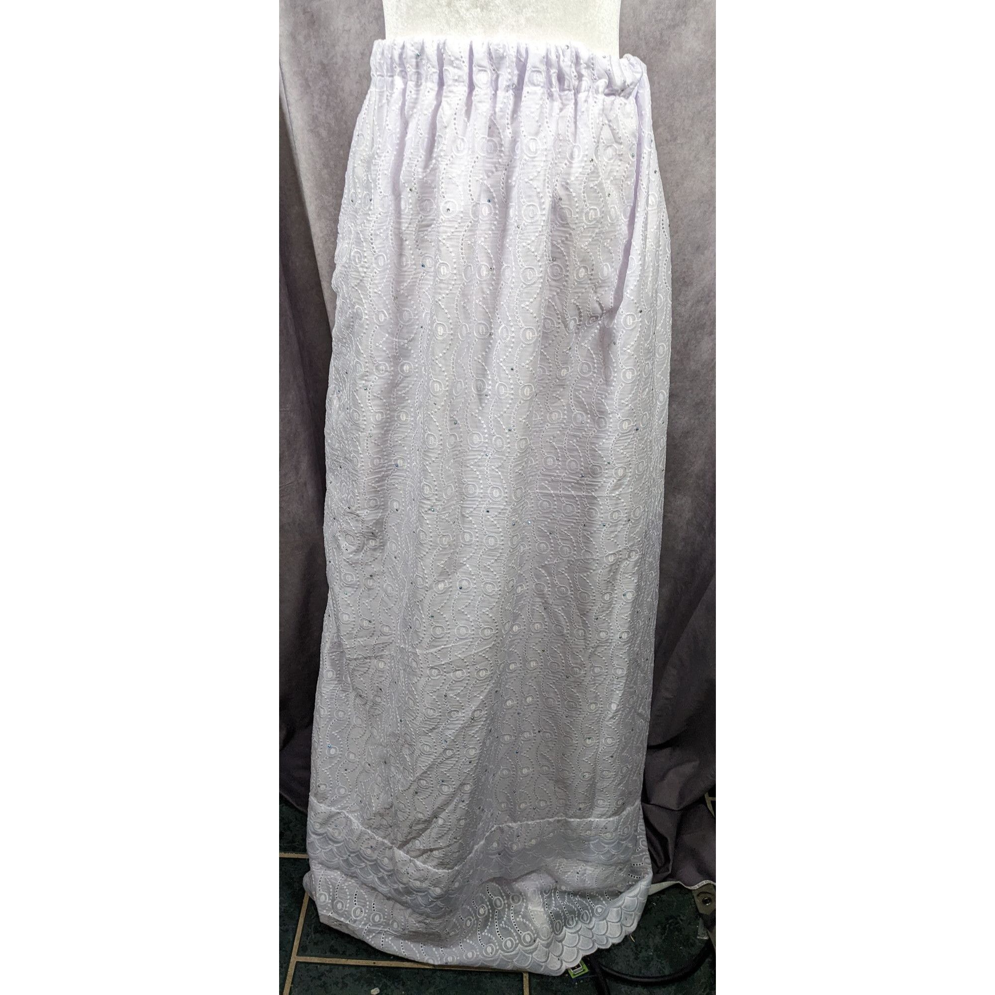 Handmade Handmade Floral Embroidered White With Purple Tint Maxi Skir Size 34" / US 12 / IT 48 - 10 Thumbnail