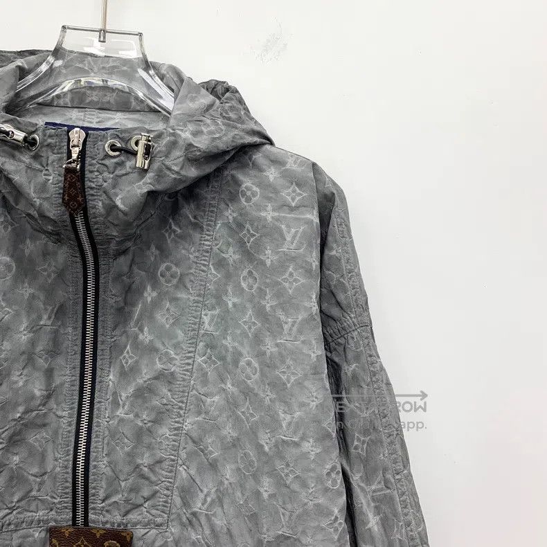 Louis Vuitton Louis Vuitton Grey old logo jacquard full print mulberry s Size 4XL / US 24-26 - 3 Thumbnail