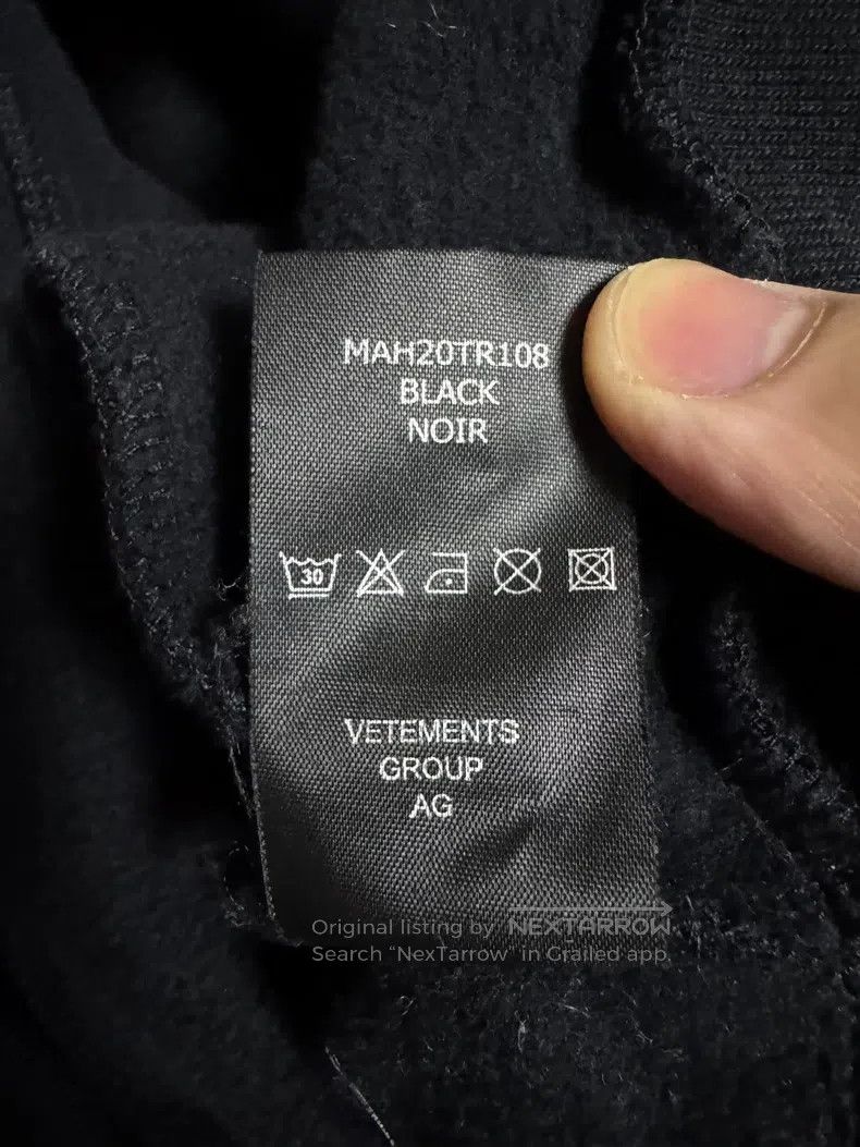 Vetements VETEMENTS Inverted Halloween Pumpkin Head High Neck Zip Sw Size US L / EU 52-54 / 3 - 5 Thumbnail