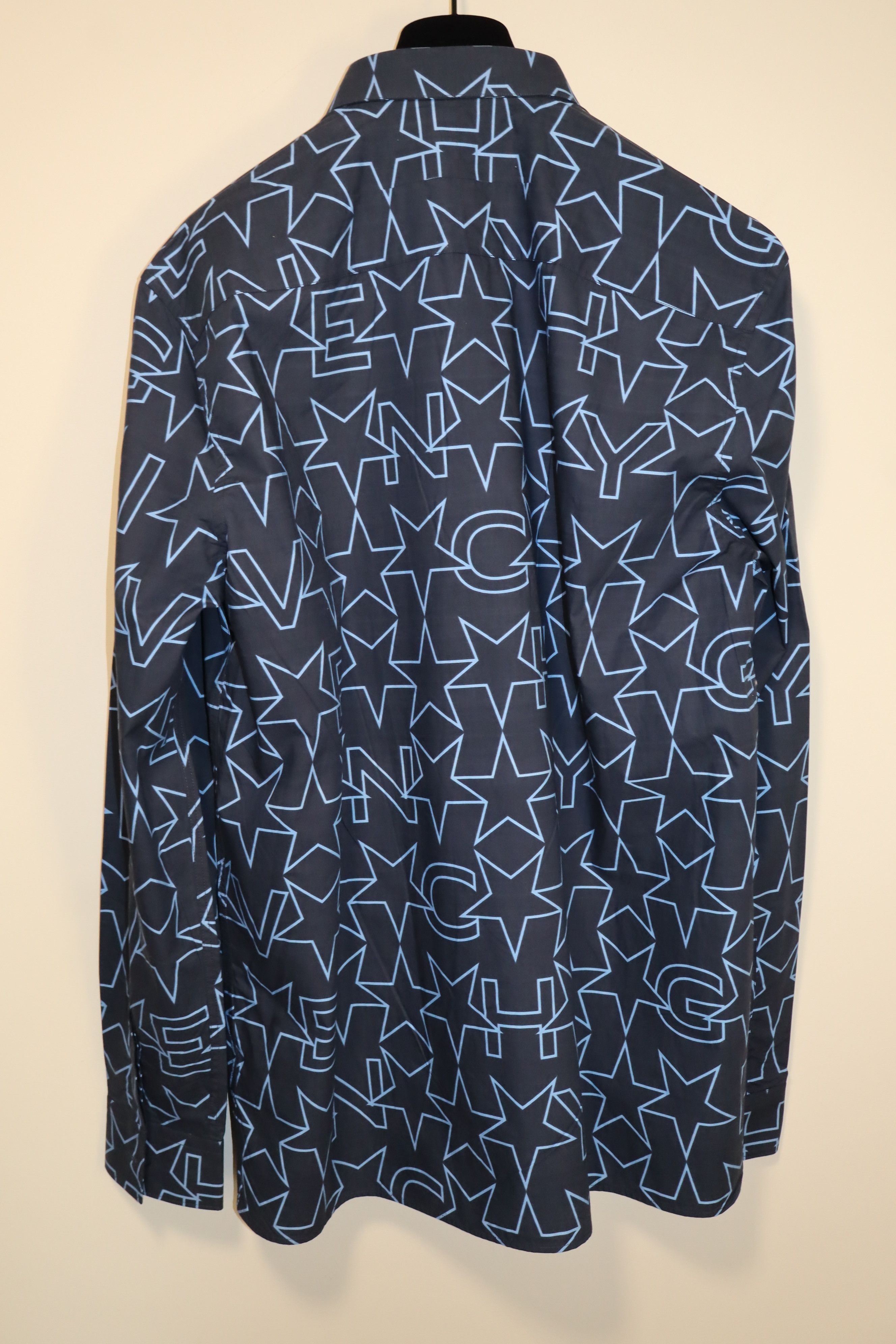 Givenchy Star print logo shirt Size US XL / EU 56 / 4 - 10 Thumbnail
