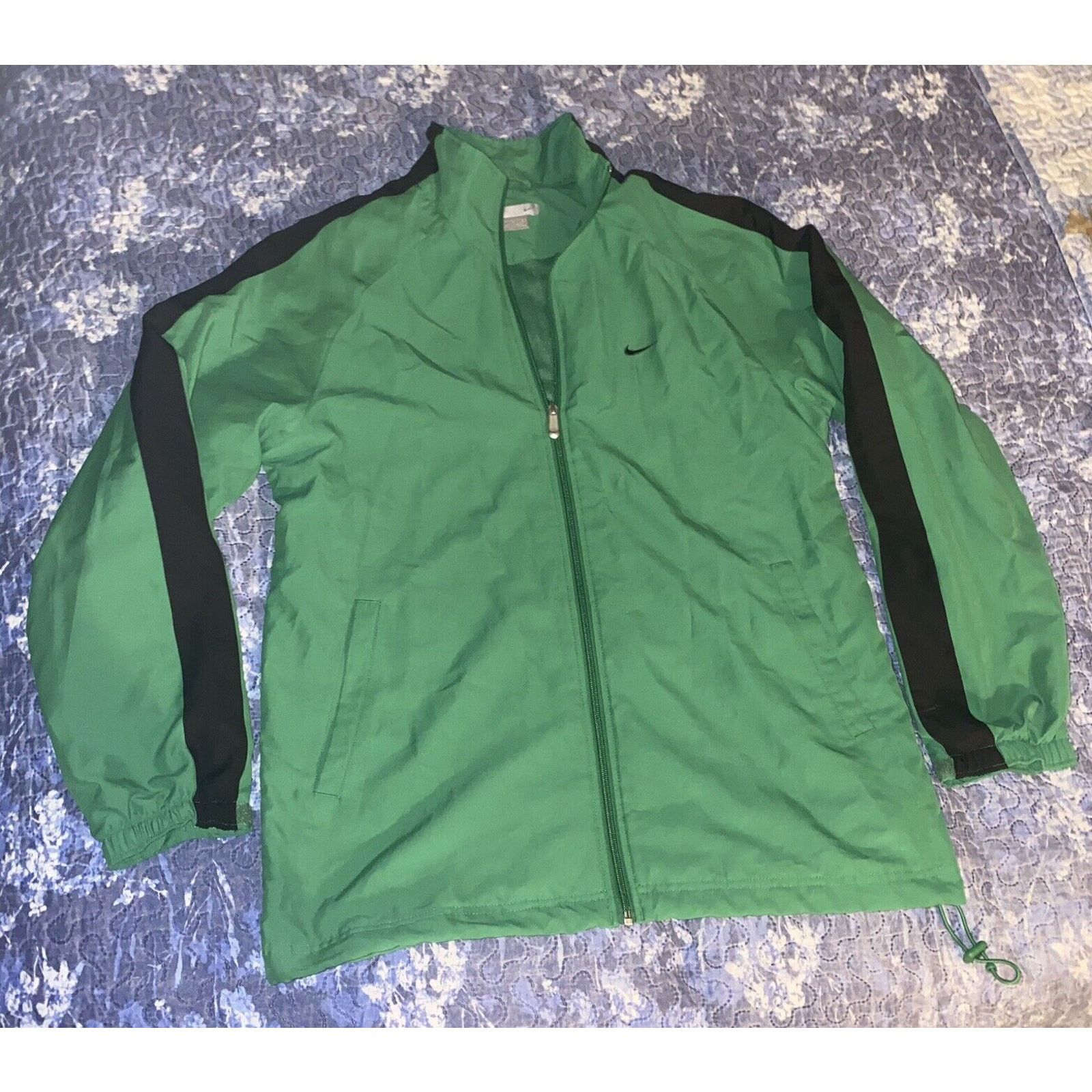 Nike Vintage Nike Jacket Men Size Large Green Tag Windbreaker Size US L / EU 52-54 / 3 - 12 Thumbnail