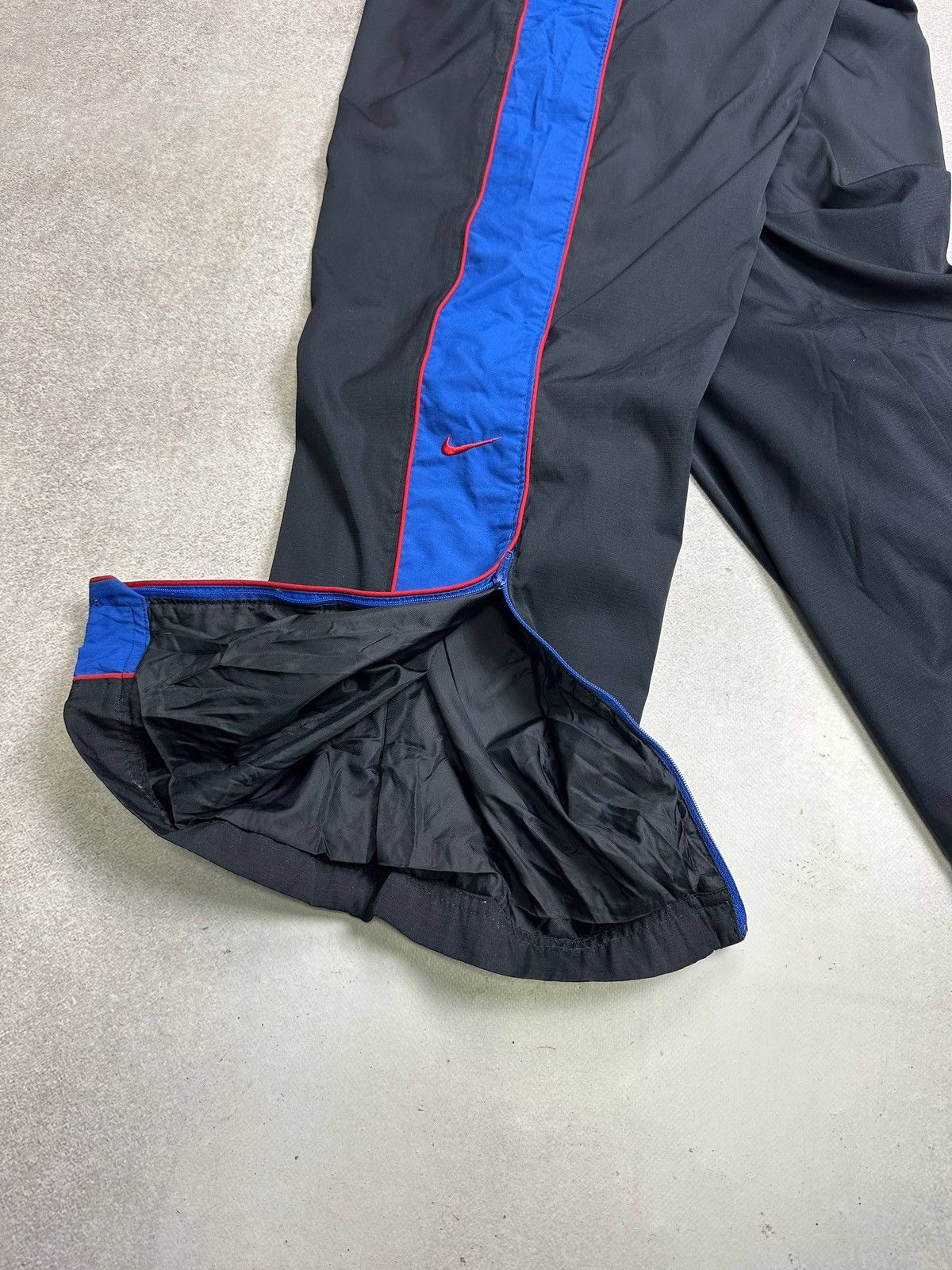 Nike ACG × Supreme Vintage Nike Tn Skepta Style Baggy Nylon Track Pants L Size US 34 / EU 50 - 6 Thumbnail