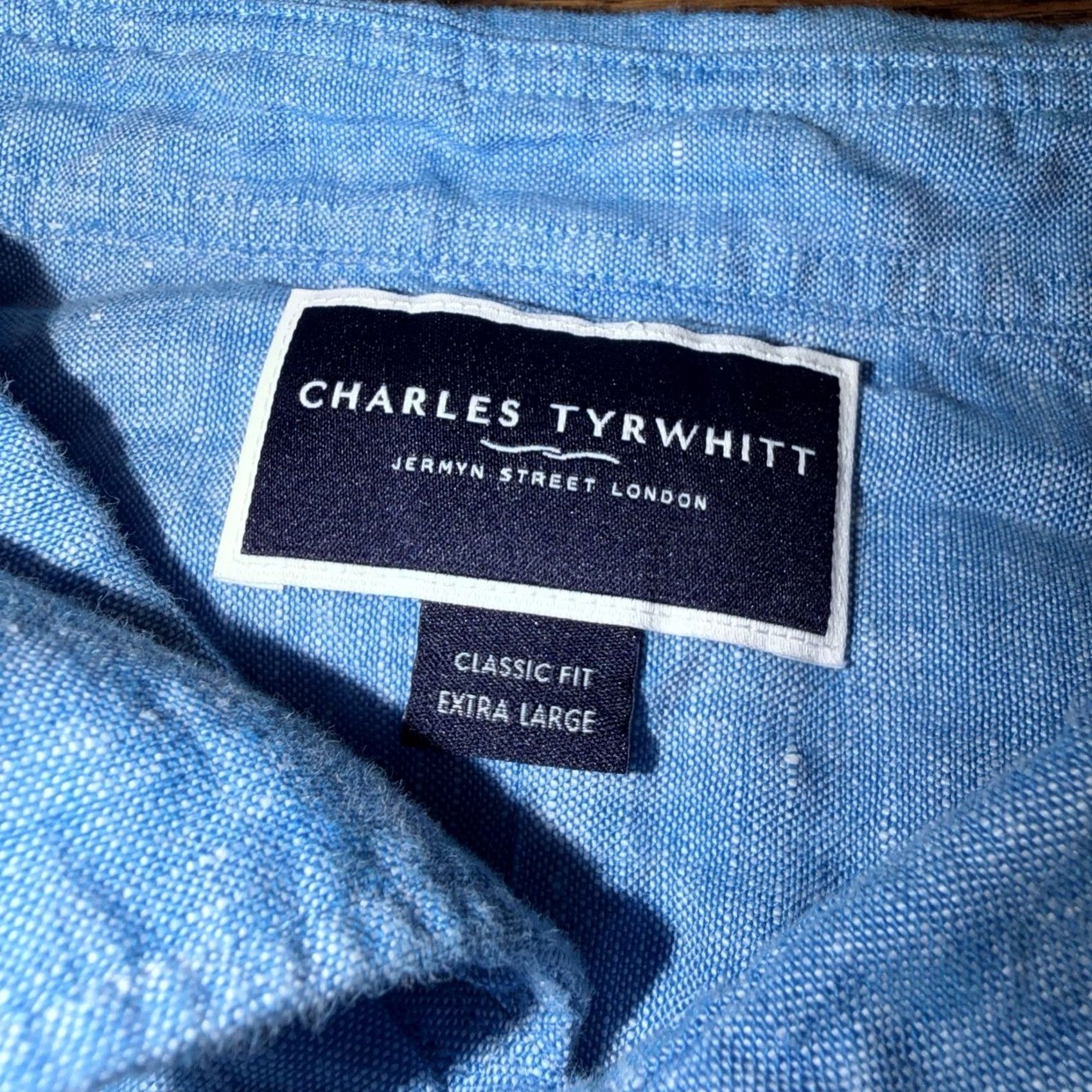 Charles Tyrwhitt Charles Tyrwhitt 100% Linen Shirt Mens XL Classic Fit Long Sleeve Button Blue Size US XL / EU 56 / 4 - 2 Thumbnail