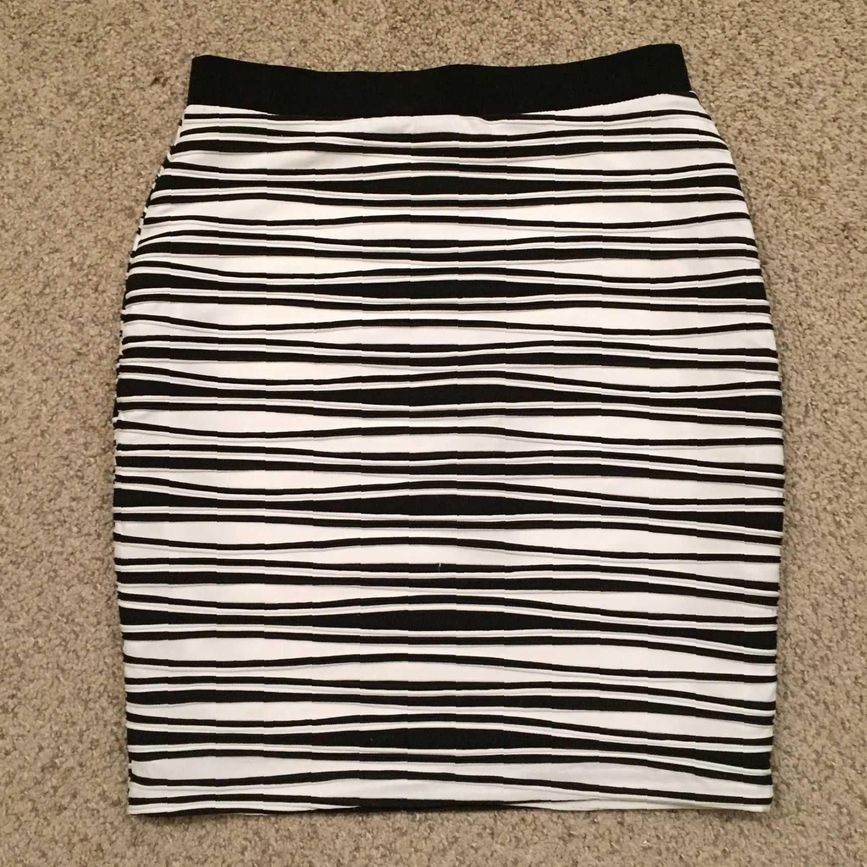Vintage NY Collection Skirt Small White Black Striped Pull On Lined Pencil Size 28" / US 6 / IT 42 - 6 Thumbnail