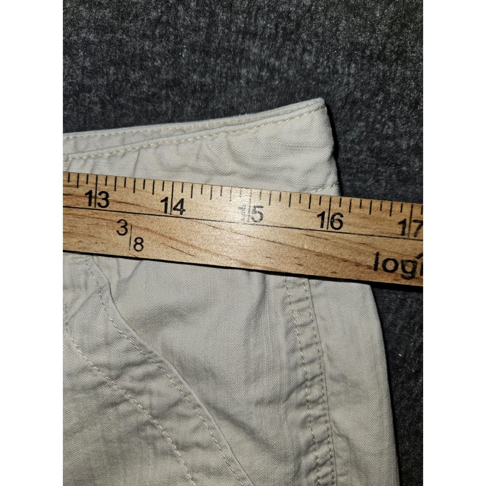 Tommy Hilfiger Tommy Hilfiger Capri Bermuda Shorts Women's 10 Ivory Roll Tab Flap Pocket Preppy Size 32" / US 10 / IT 46 - 3 Thumbnail