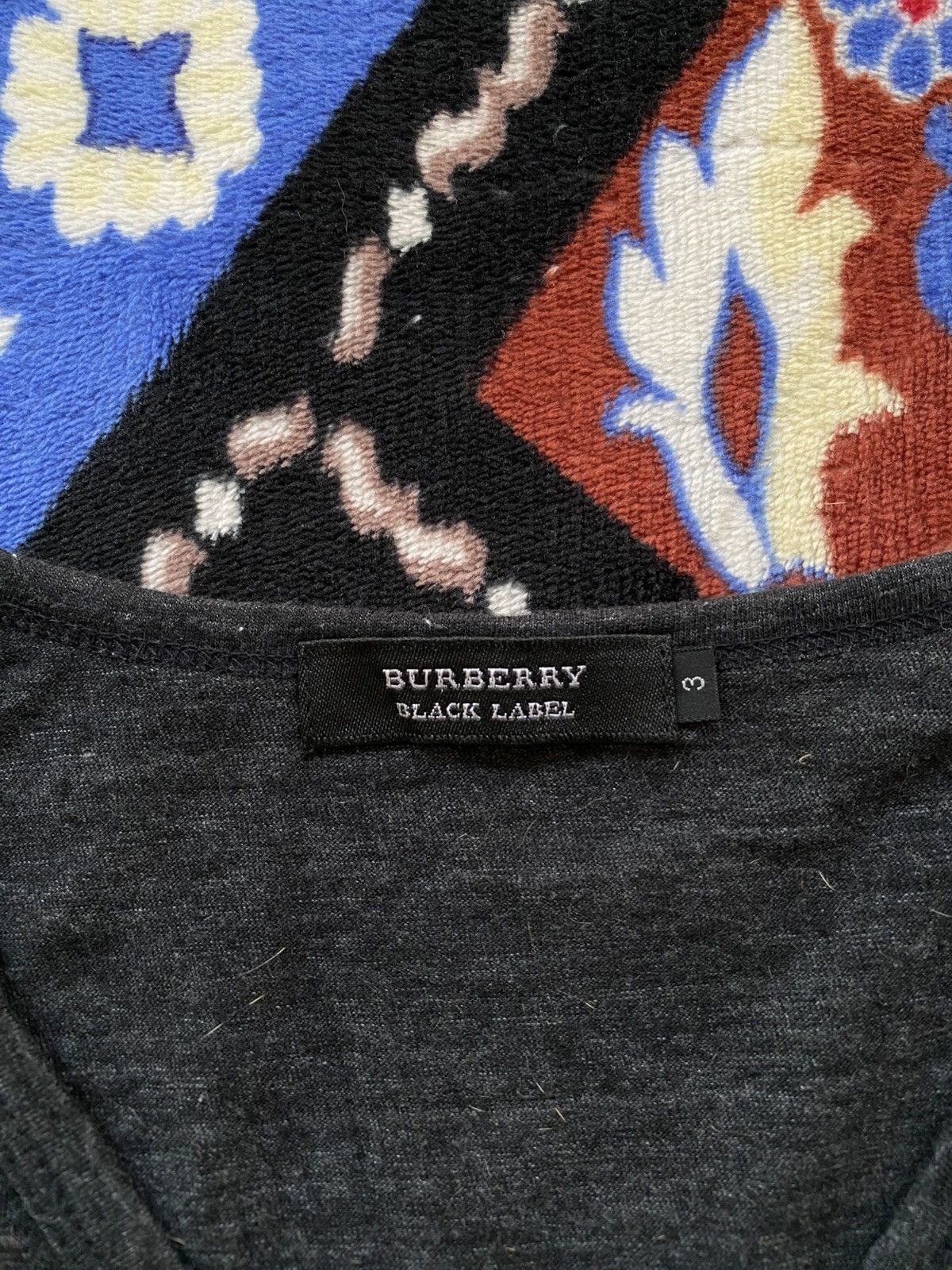 Burberry Burberry Black Label Big Logo Tshirt Size US M / EU 48-50 / 2 - 4 Thumbnail