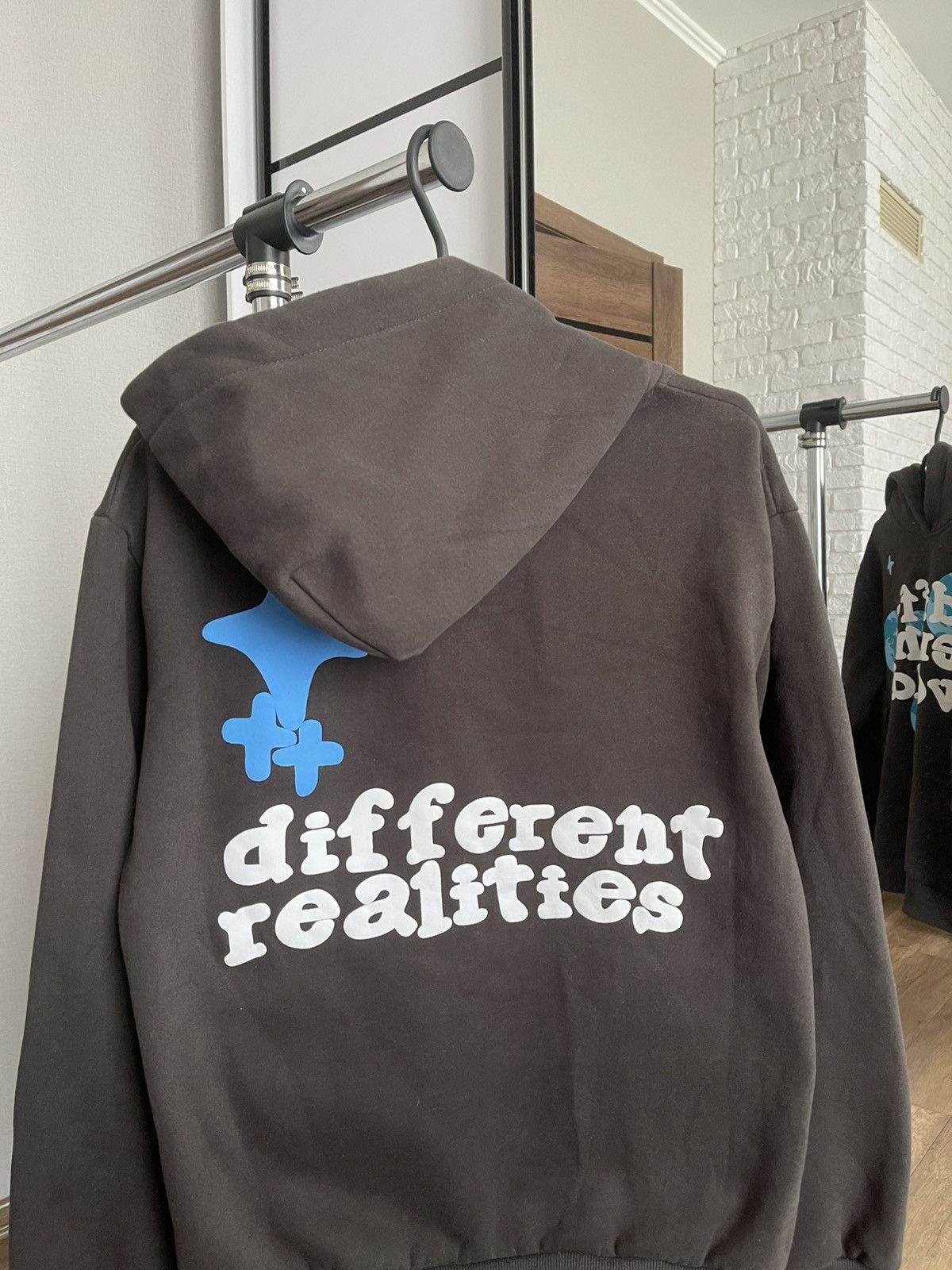 Other Different Worlds Hoodie Pullover Size US M / EU 48-50 / 2 - 10 Thumbnail
