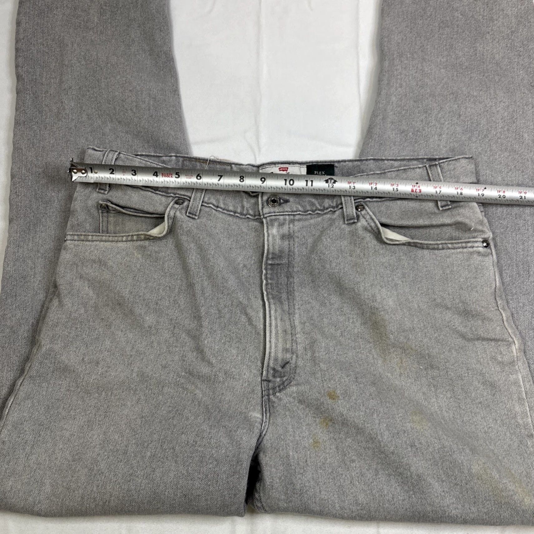 Levi's VINTAGE Levi's 540 Jeans Mens 40 x 32 Gray Loose Tapered 90s Y2K USA Made Tag 40 X 32 - Jeans - Mens Size US 40 / EU 56 - 6 Thumbnail