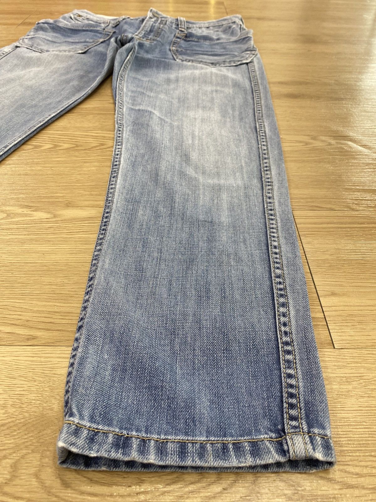 Japanese Brand Japanese Brand Blue Wash Style Bush Pants Buckle Back Jeans Size US 30 / EU 46 - 7 Thumbnail