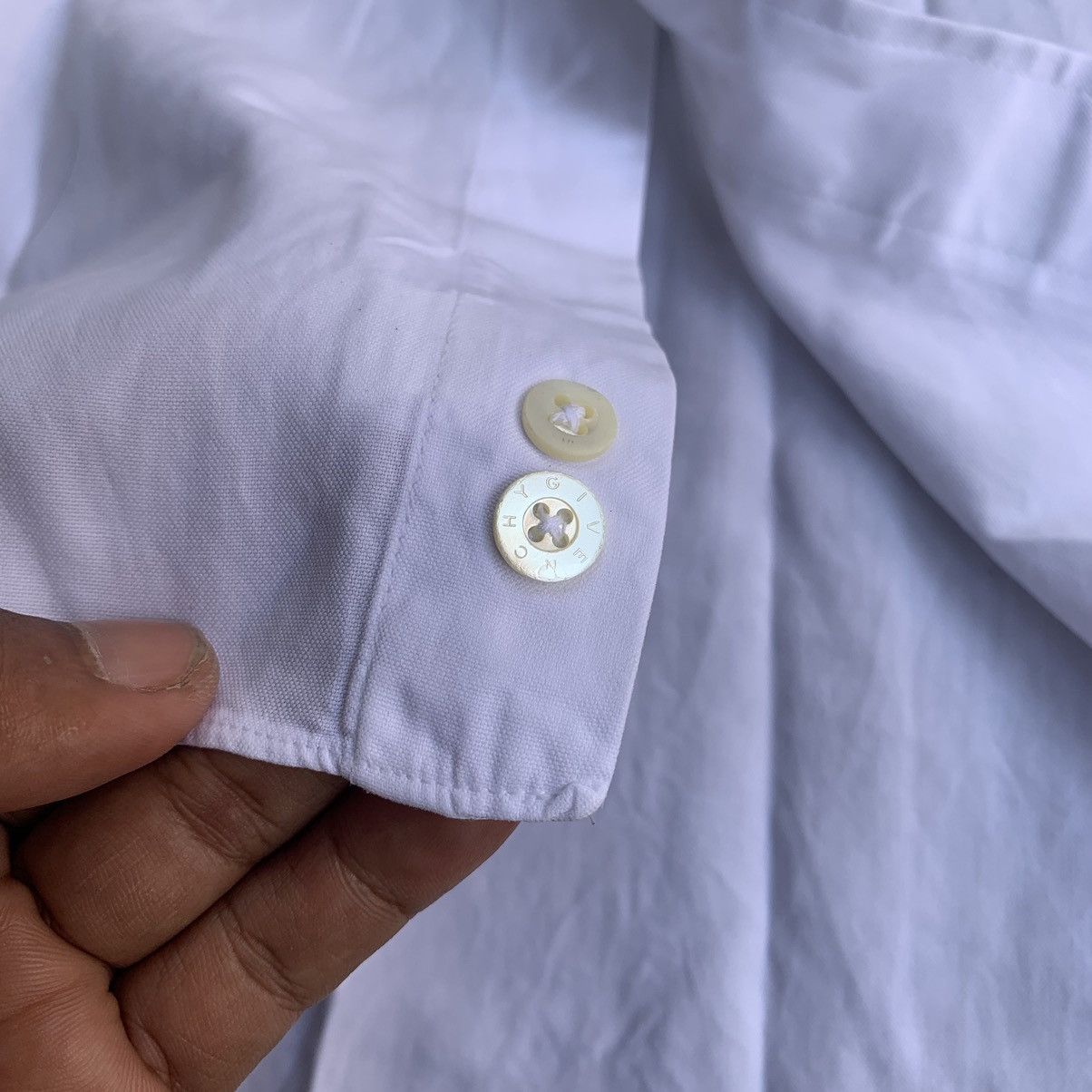 Givenchy Givenchy shirt button ups Size US L / EU 52-54 / 3 - 5 Thumbnail