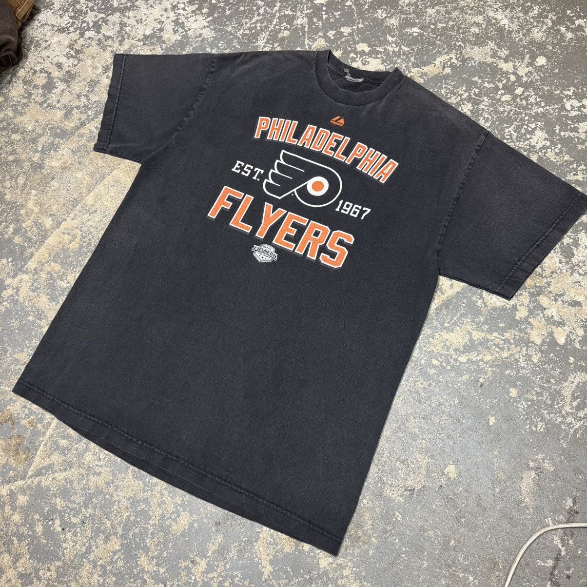 NHL Vintage Philadelphia Flyers Black/Orange 90s NHL Tshirt Size US XL / EU 56 / 4 - 2 Thumbnail