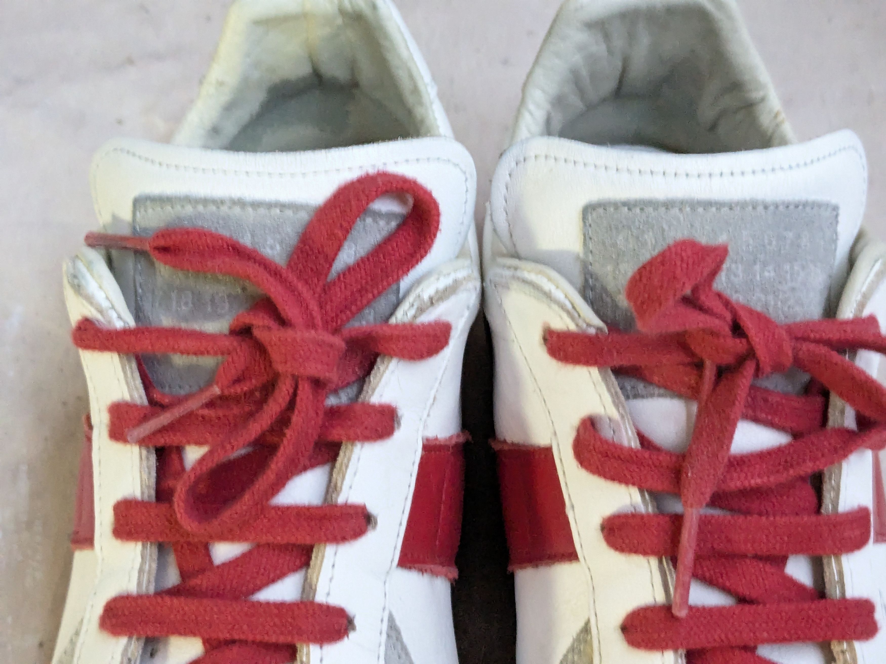 Maison Margiela White and red Maison Margiela replica GATs Size US 9 / EU 42 - 8 Thumbnail