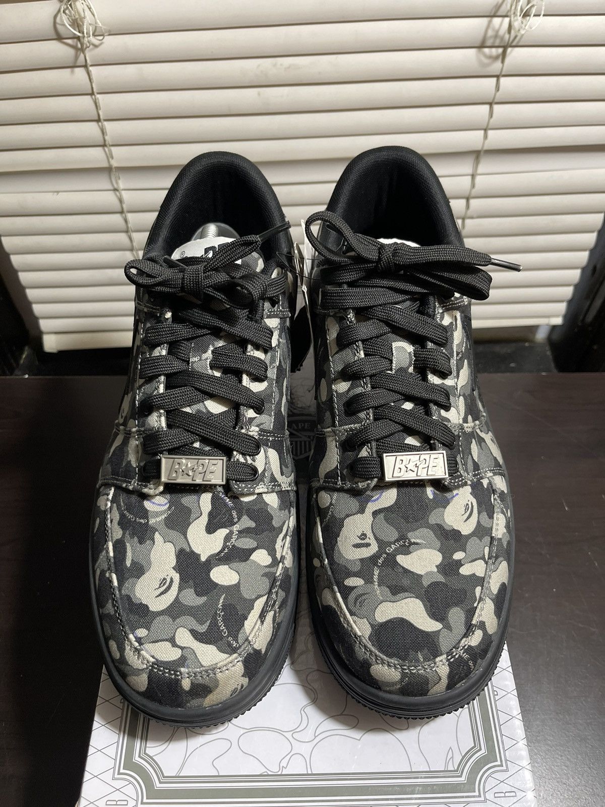 Bape × Comme des Garcons Bapesta Low Comme Des Garcons Size US 11 / EU 44 - 2 Thumbnail