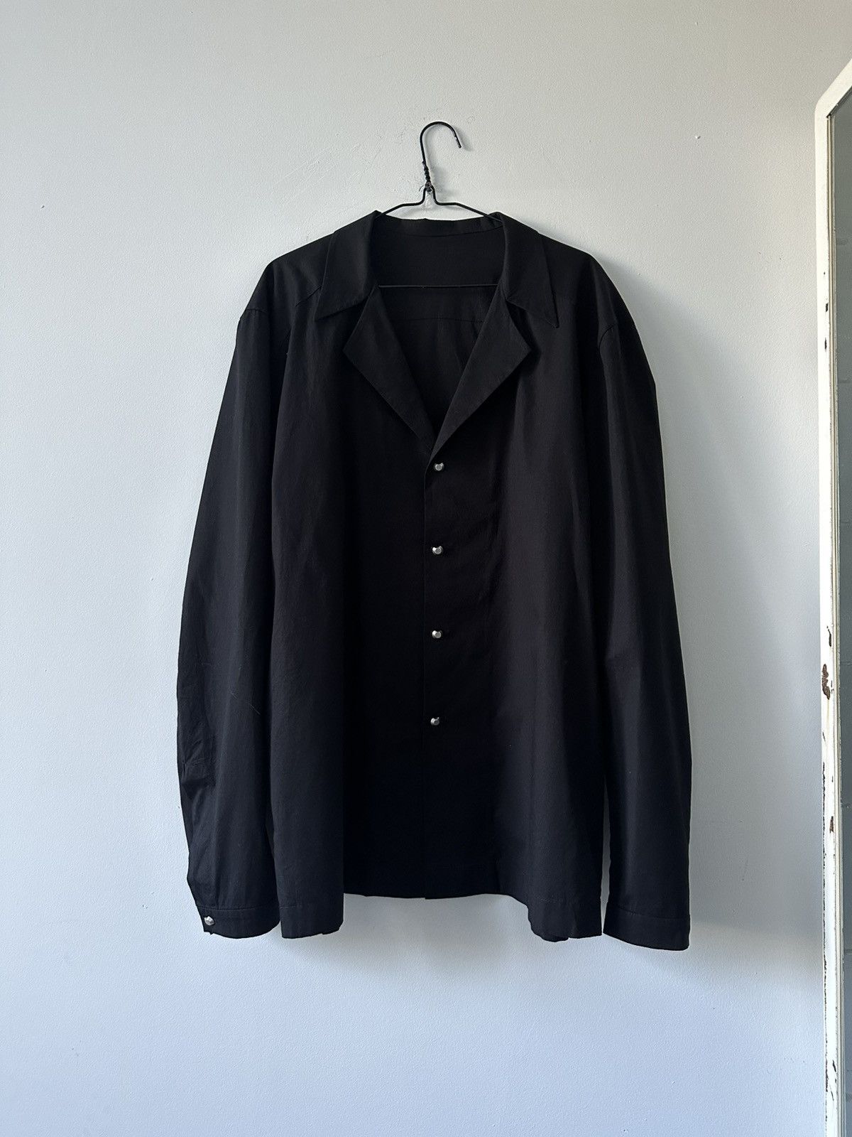Other Black cotton shirt with chrome metal buttons Size 42R - 15 Thumbnail