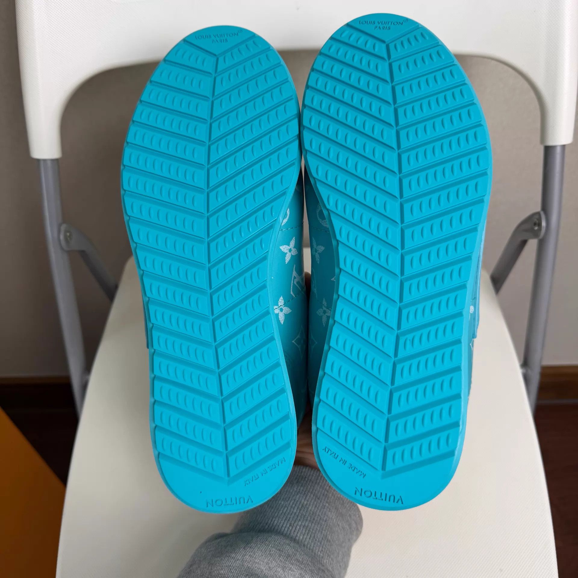 Louis Vuitton LOUIS VUITTON x Nigo Buttersoft FW25 Men's Blue Shoes Size US 9 / EU 42 - 5 Thumbnail