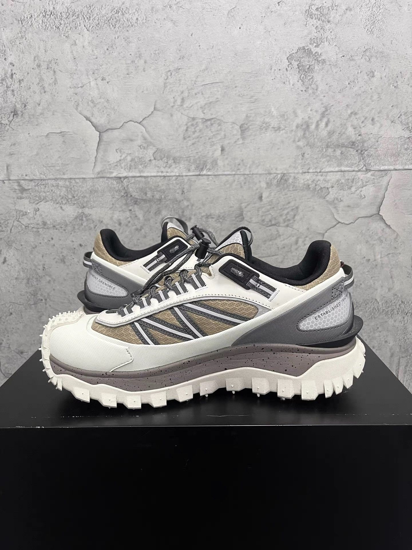 Moncler Moncler Tire Sneakers K34 Size US 9.5 / EU 42-43 - 5 Thumbnail