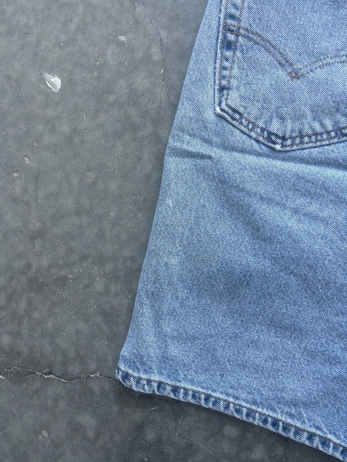 Levi's × Vintage Vintage Y2K Levi’s 505 Jean Shorts Size US 36 / EU 52 - 8 Thumbnail